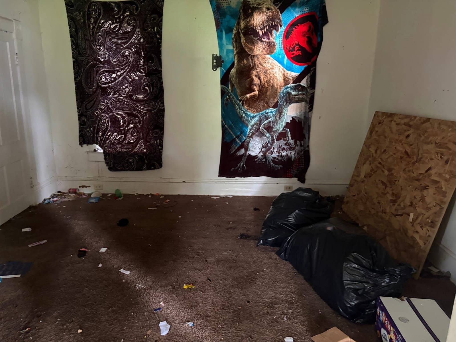 Peoria House: 2410 N Ellis St