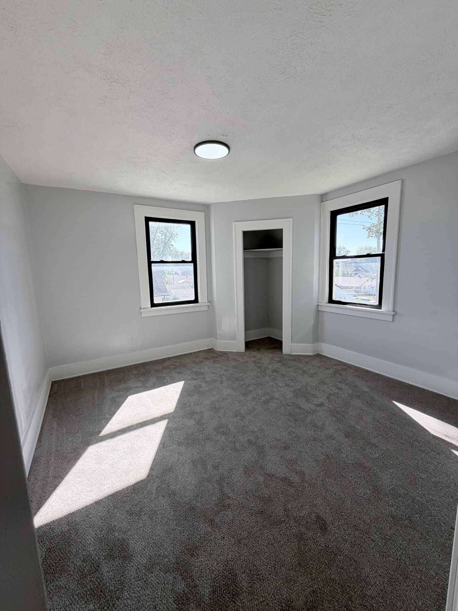 omaha House: 4964 S 36th St