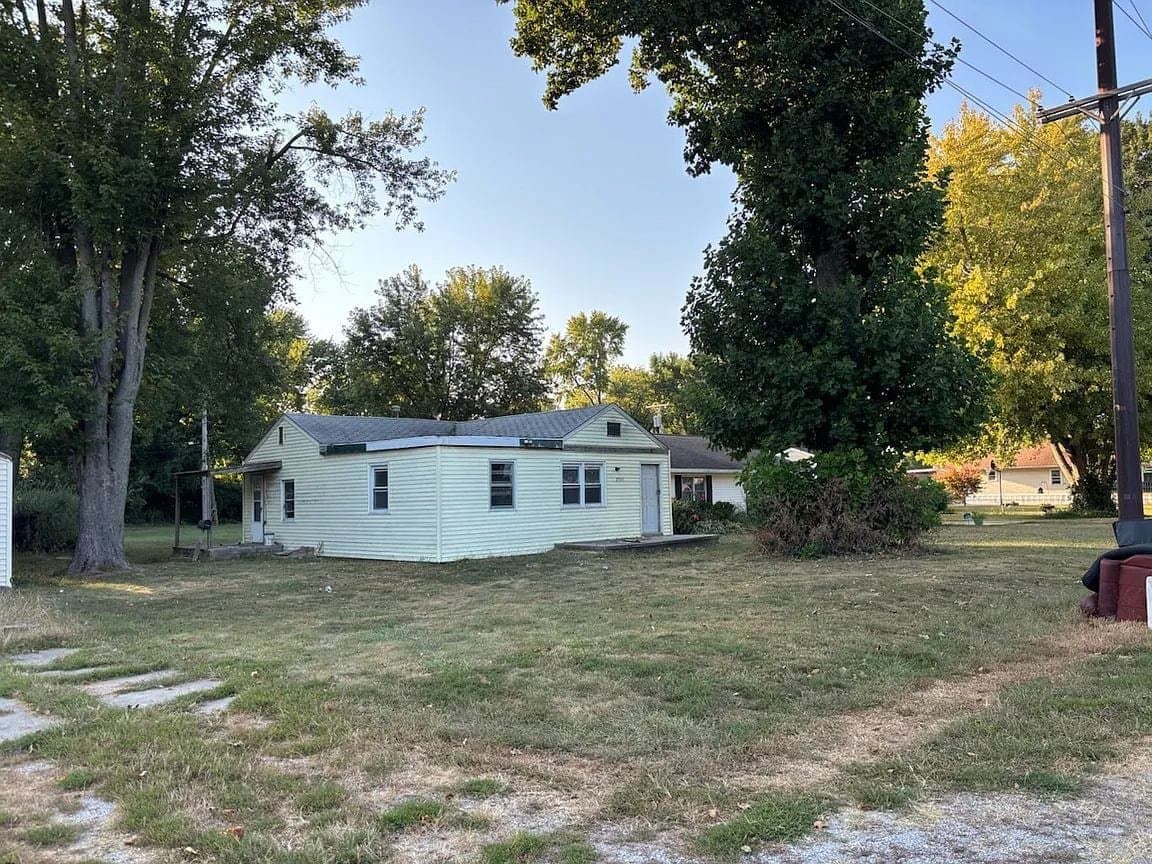 Springfield House: 2949 Foxbridge Rd