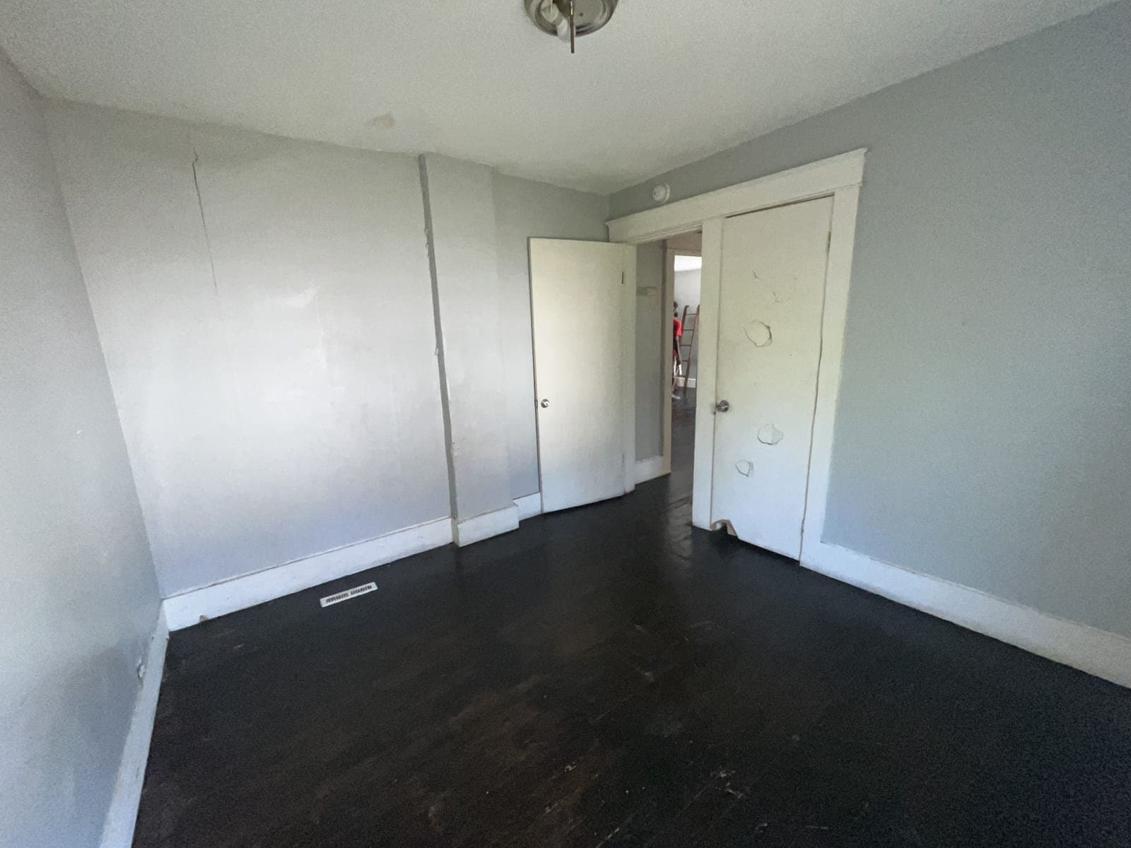 East St. Louis House: 802 N 71st St