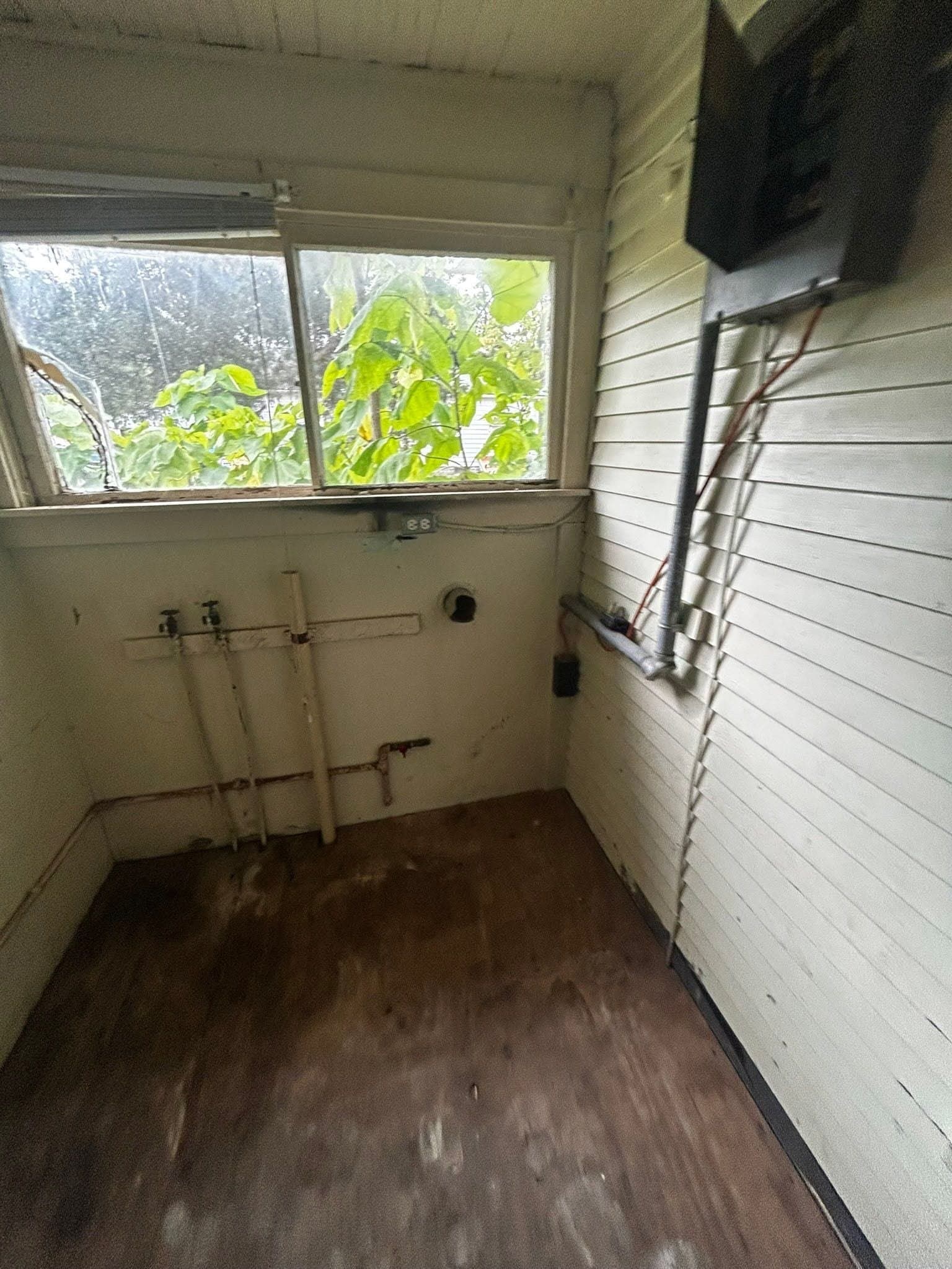 Witt House: 529 N 2nd St