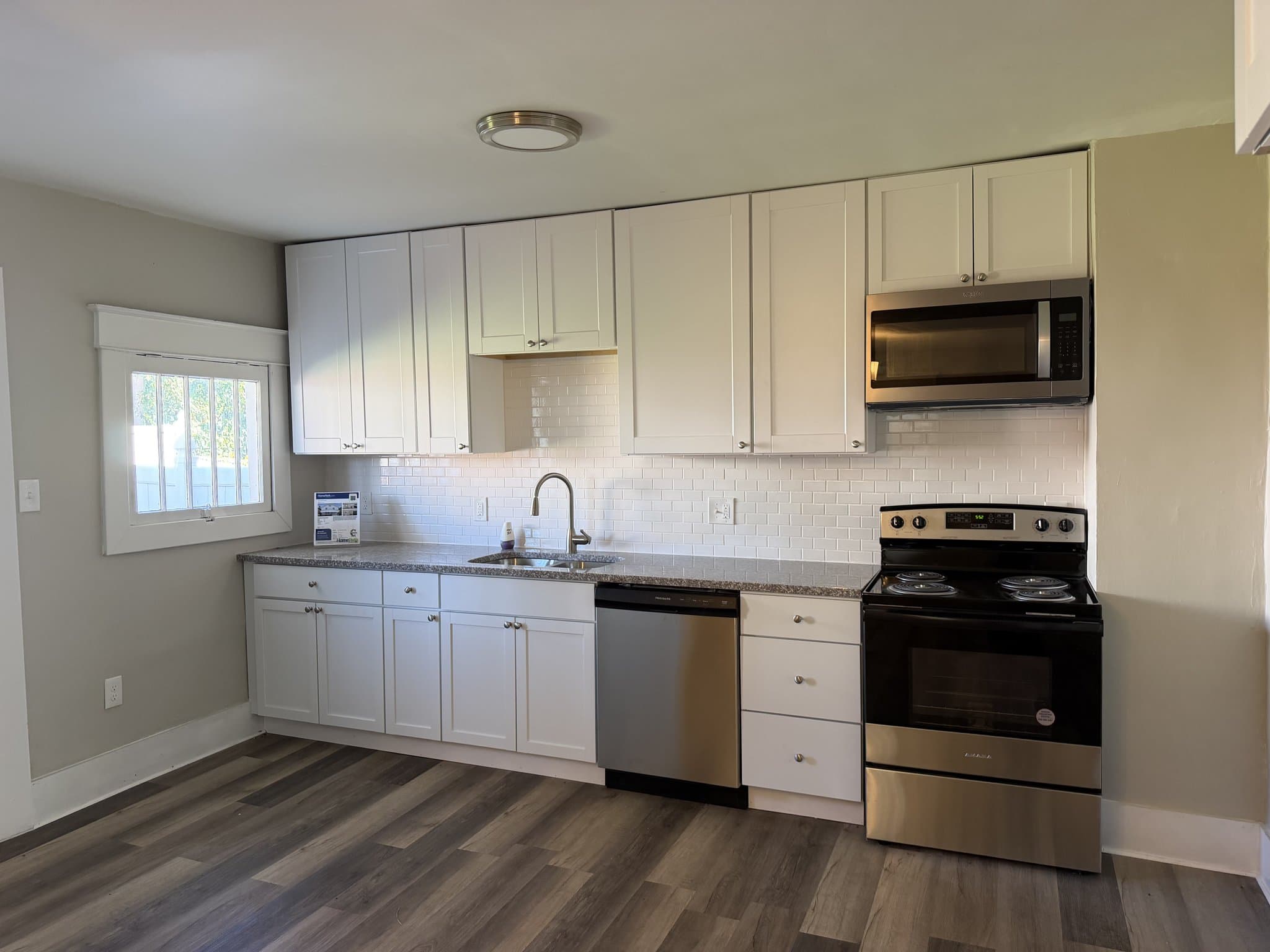 New Kensington House: 2014 Constitution Blvd