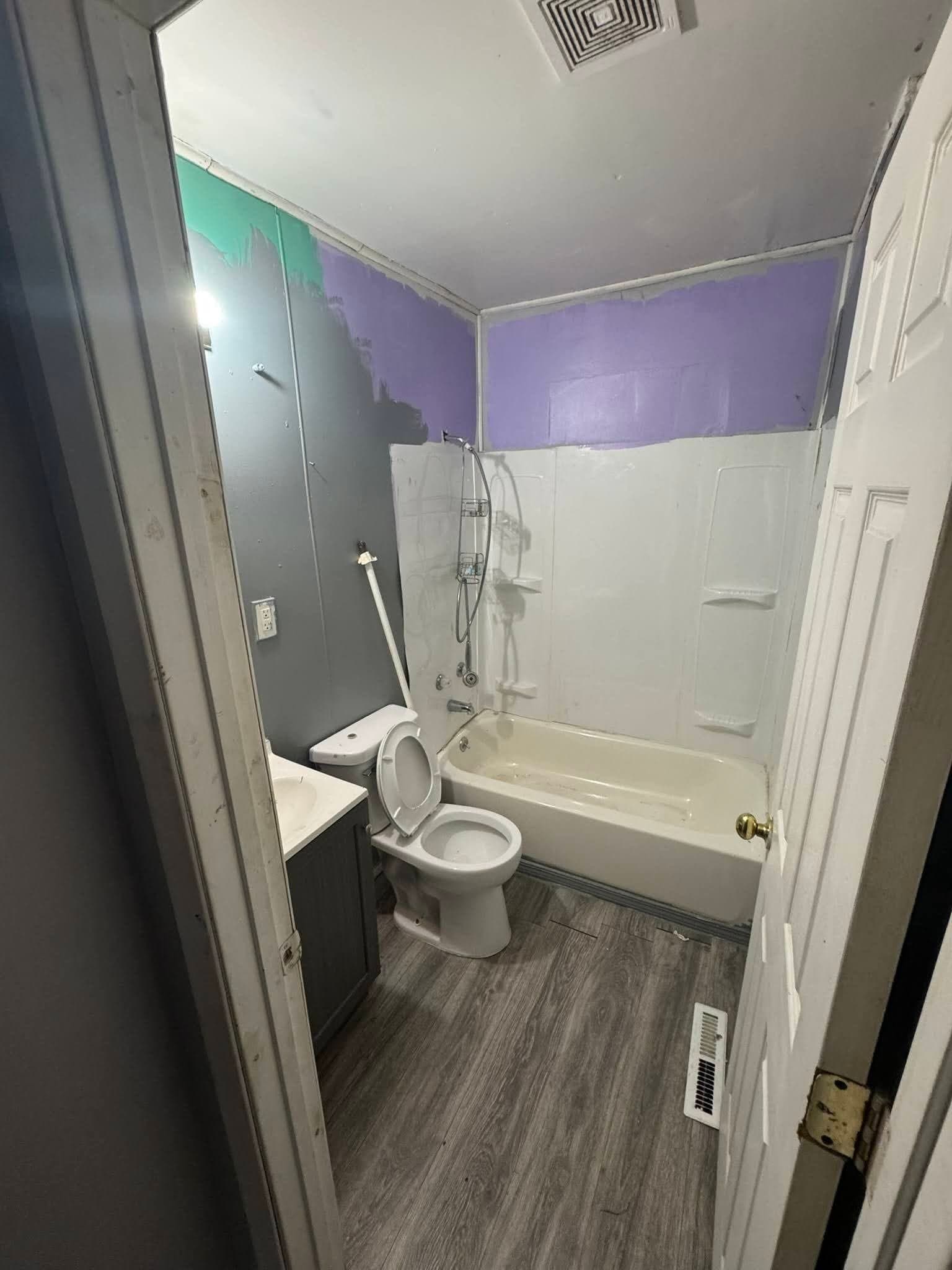 Flint House: 628 W Home Ave