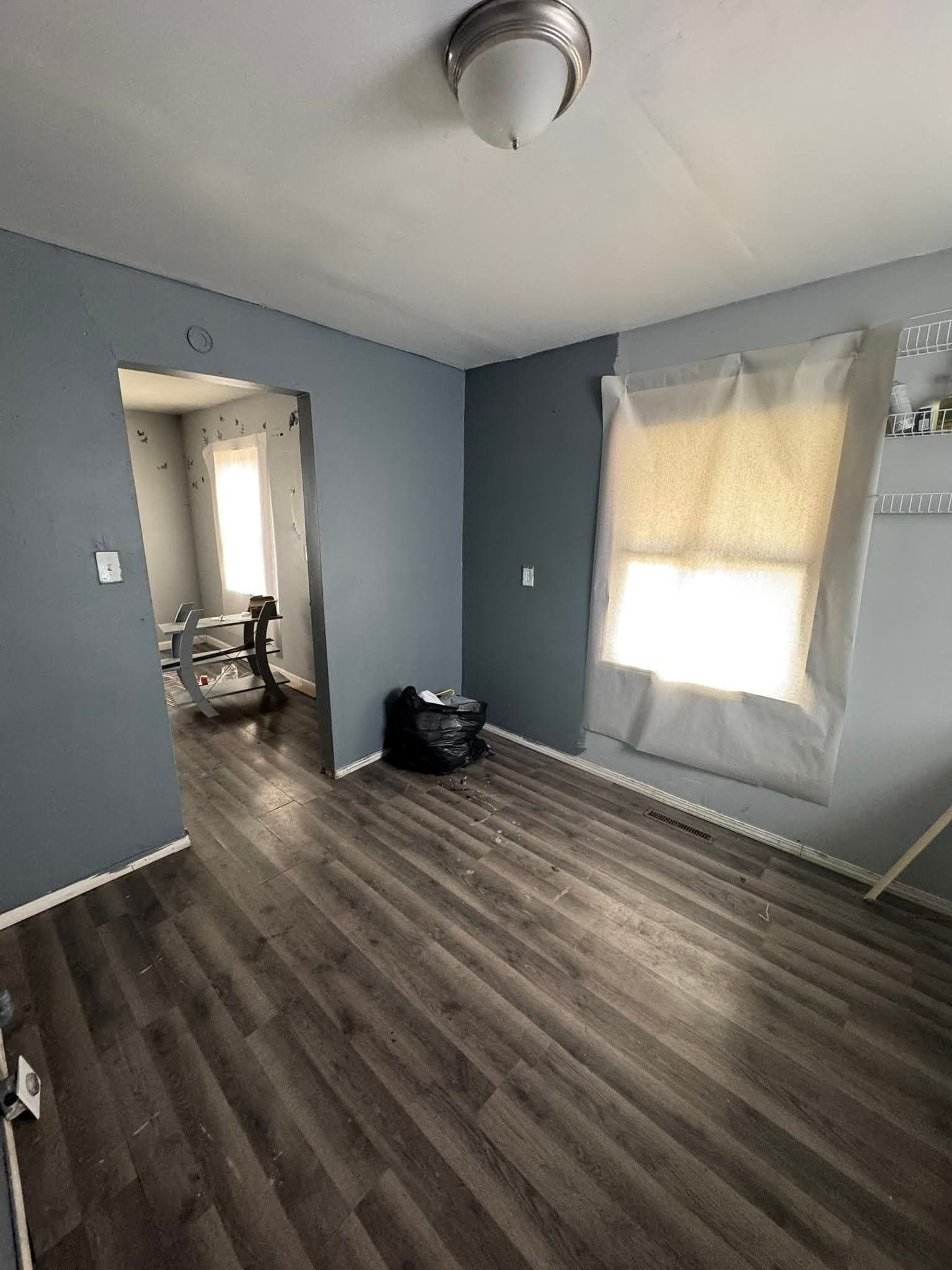 Flint House: 628 W Home Ave