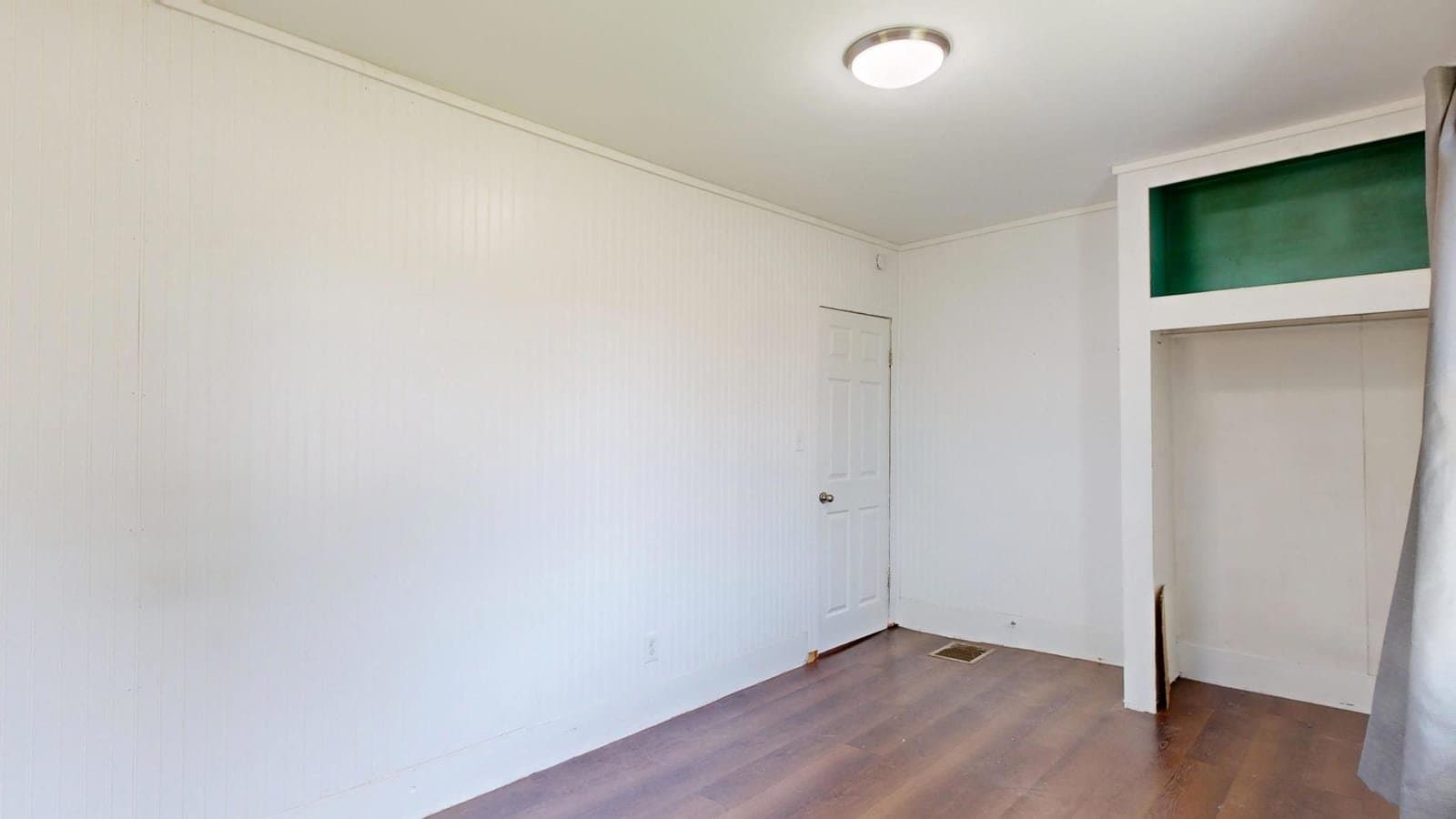 Saginaw House: 2128 Fordney St