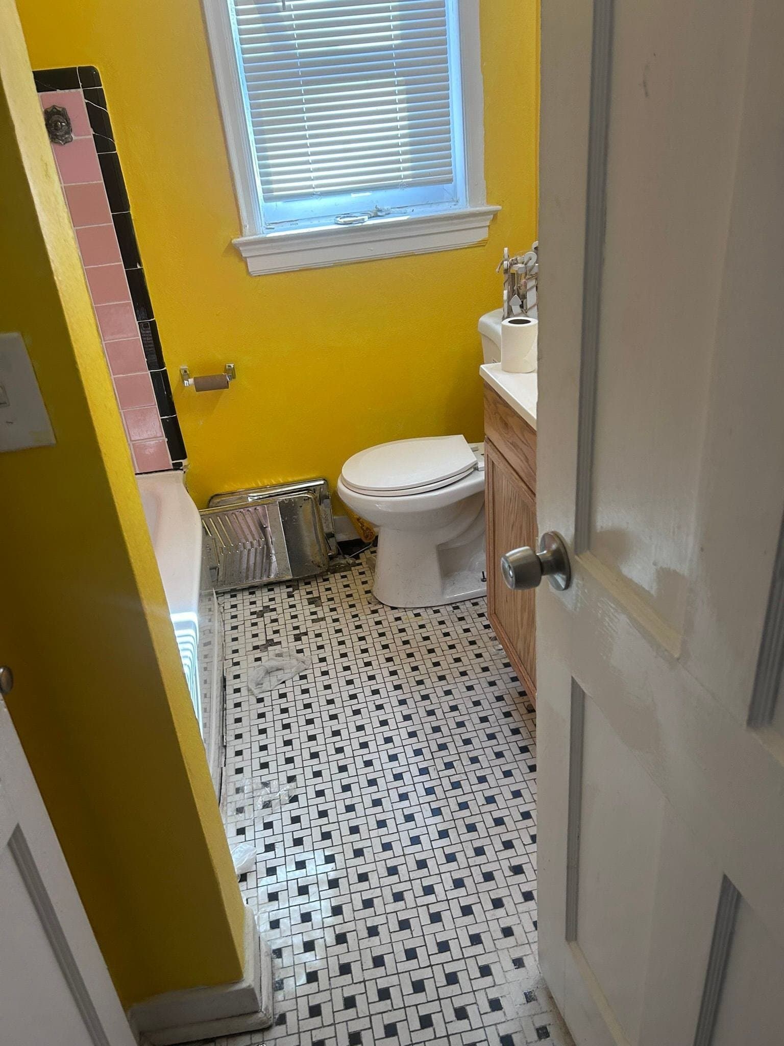 St. Louis House: 1044 Green Valley