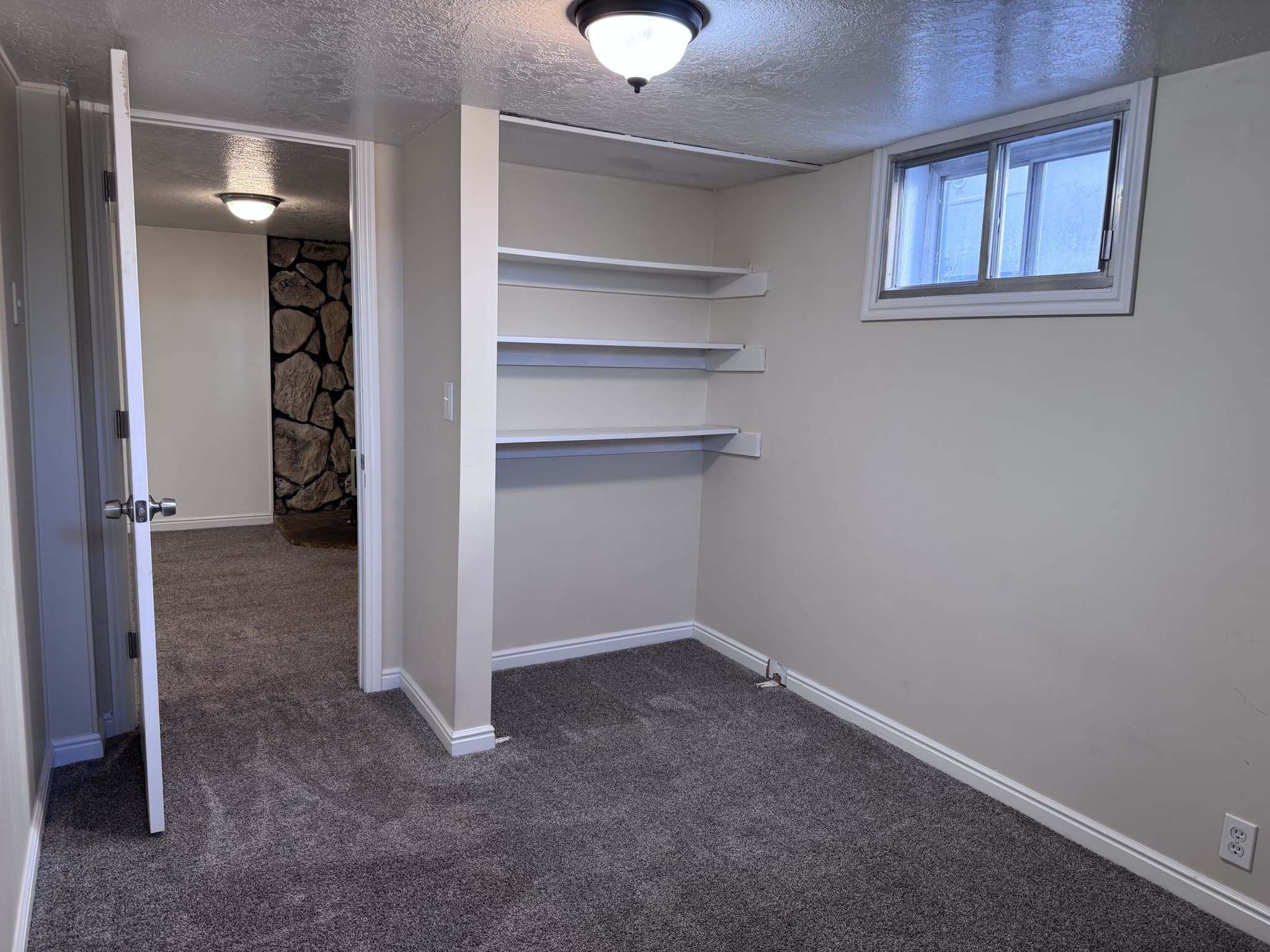Ogden Single Room: 119 Ray St
