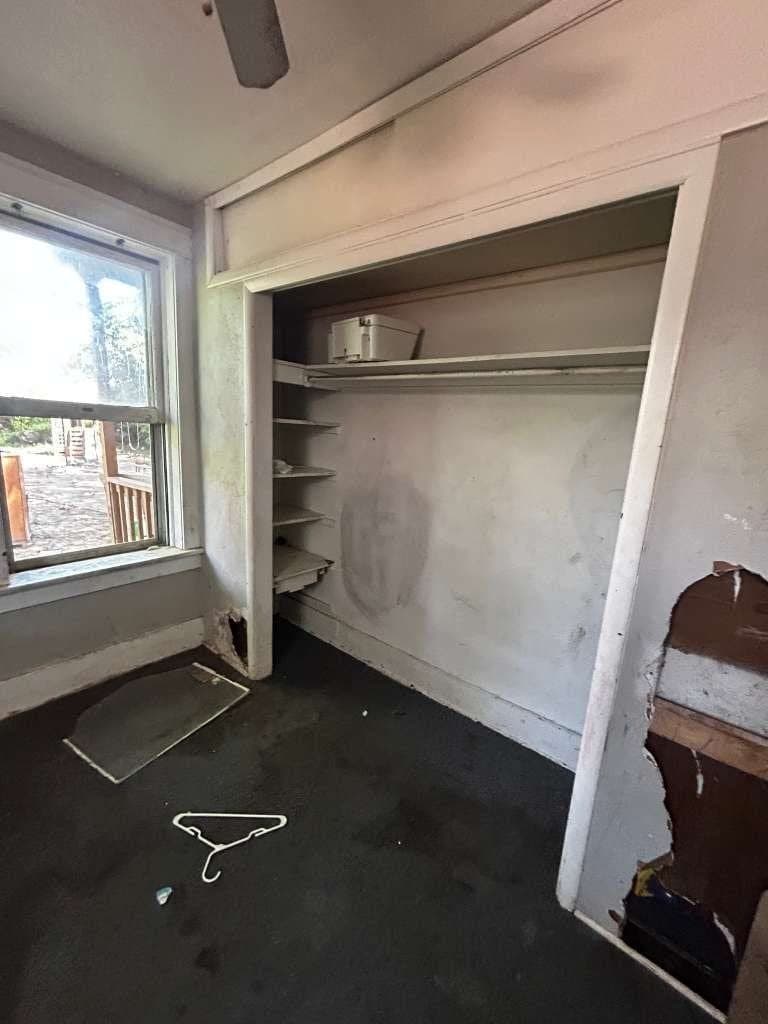 St. Louis House: 1027 Garth Ave