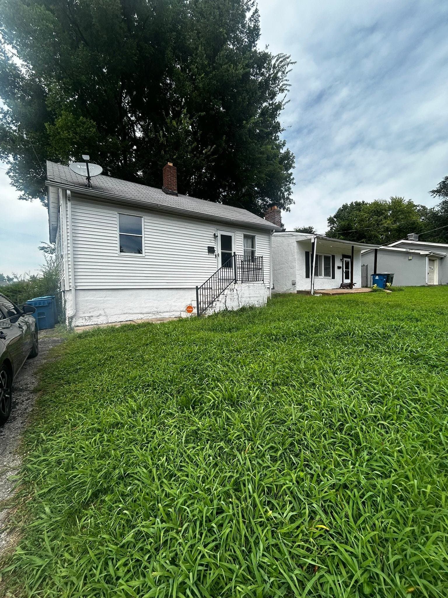 St. Louis House: 127 Elkan Ave