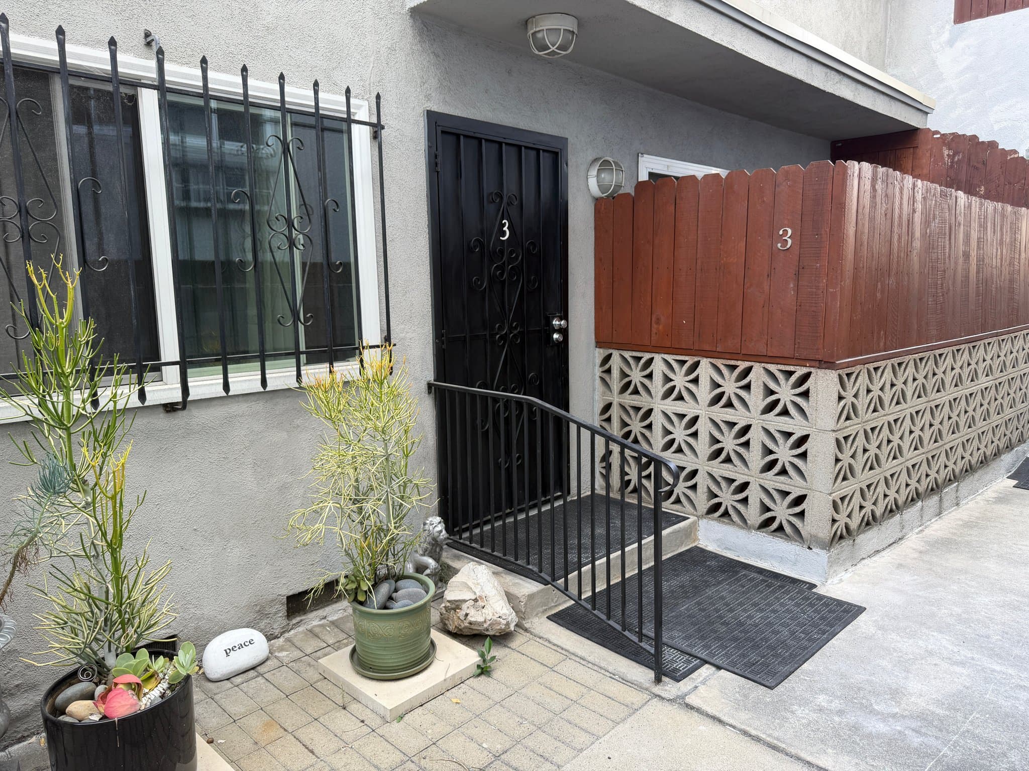 Culver City Apartment: 3840 Overland Ave