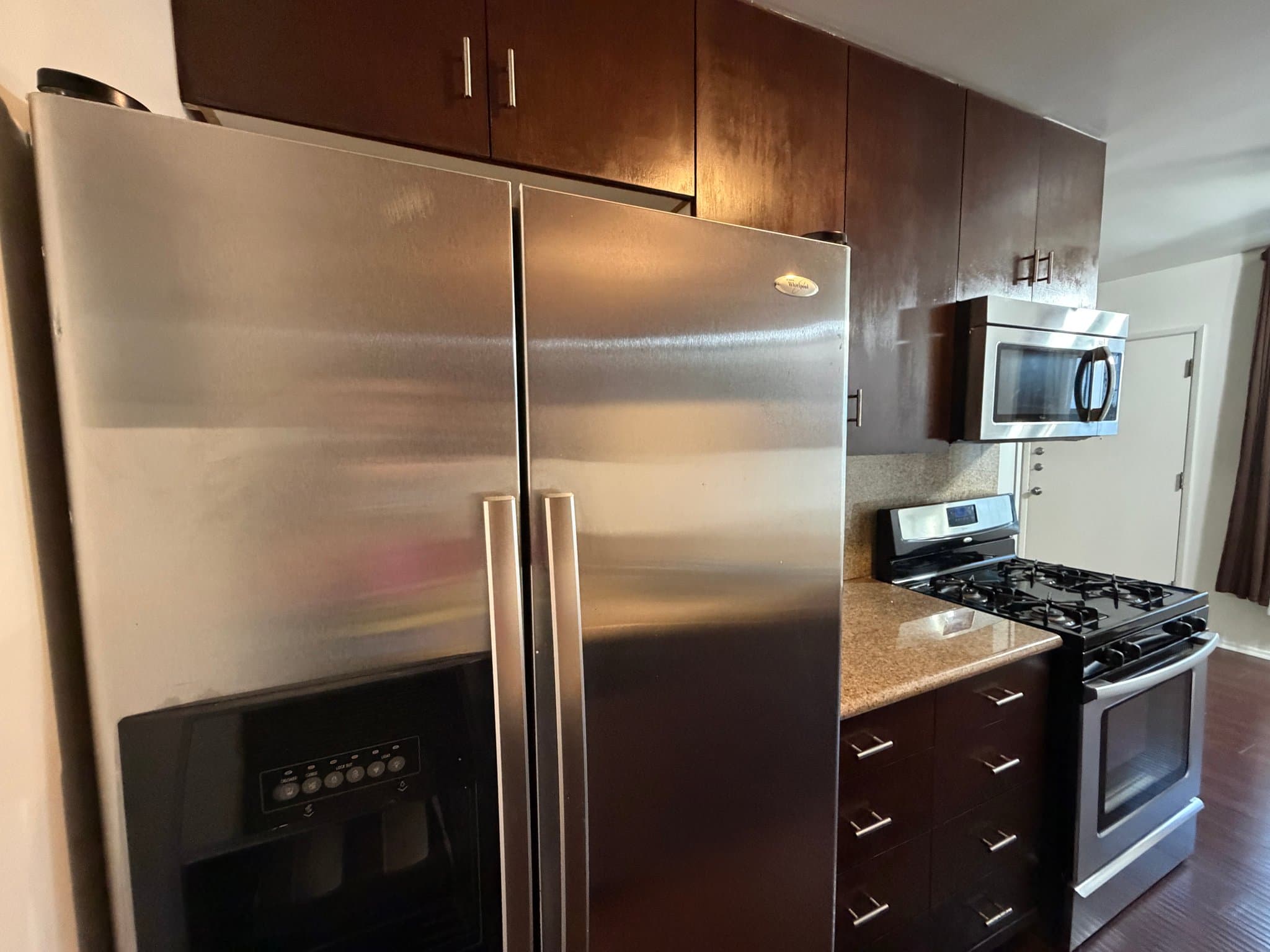 Culver City Apartment: 3840 Overland Ave