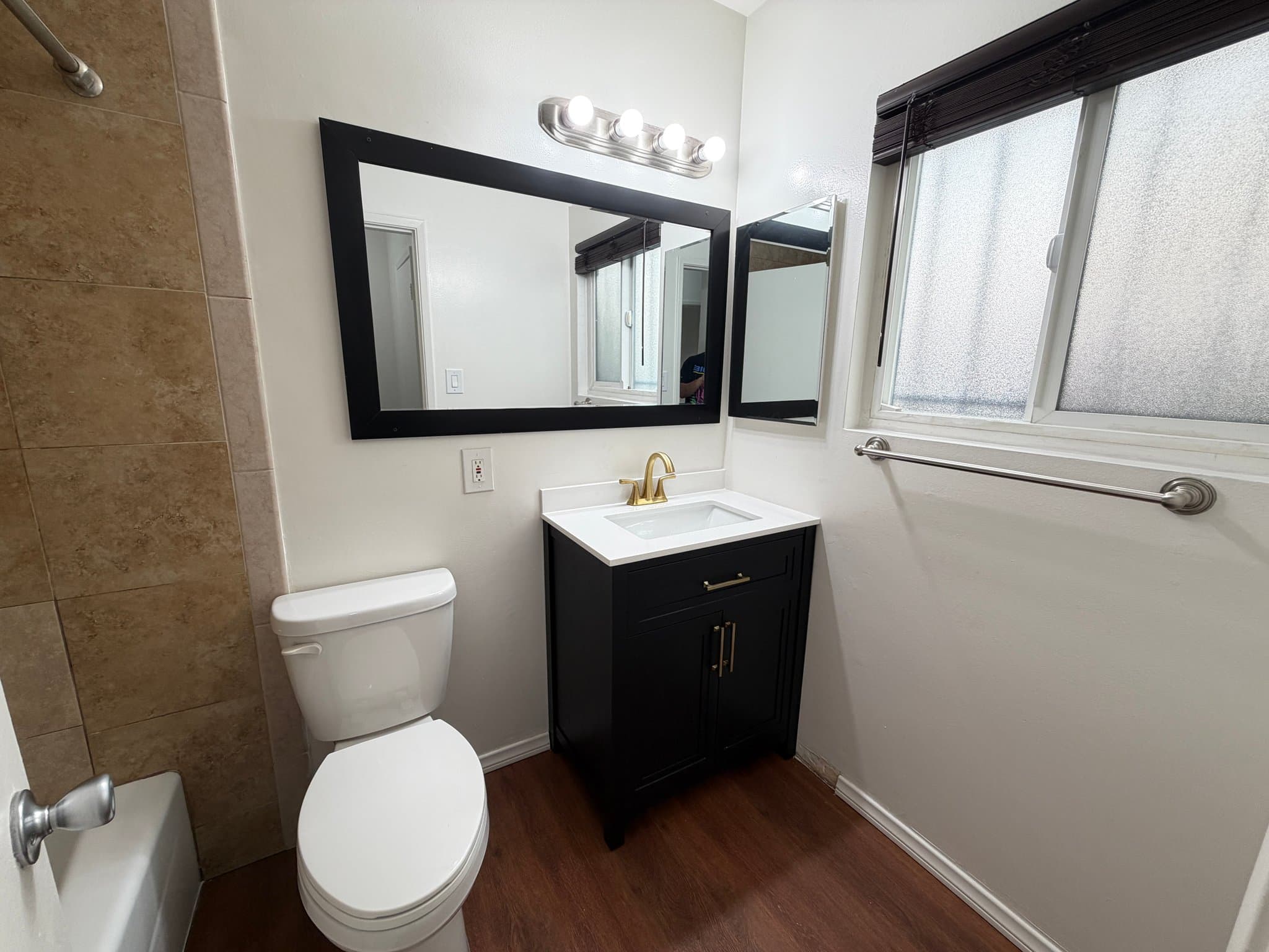 Culver City Apartment: 3840 Overland Ave