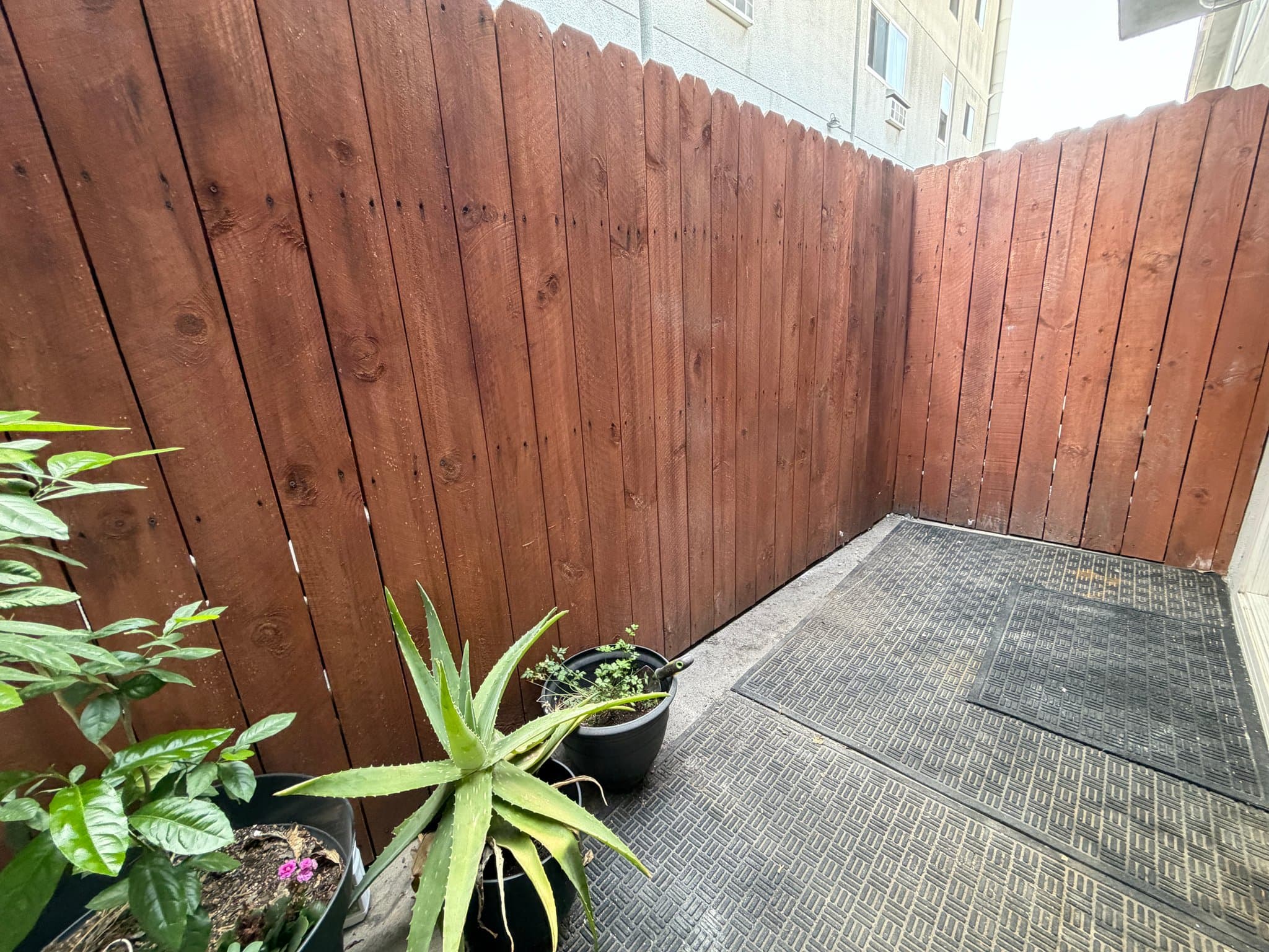 Culver City Apartment: 3840 Overland Ave