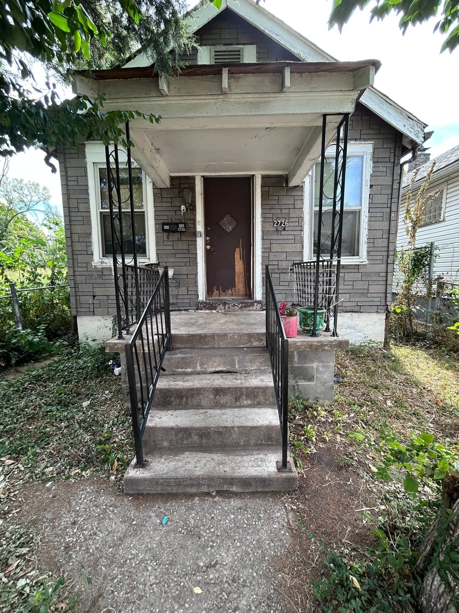 St. Louis House: 2726 Belt Ave