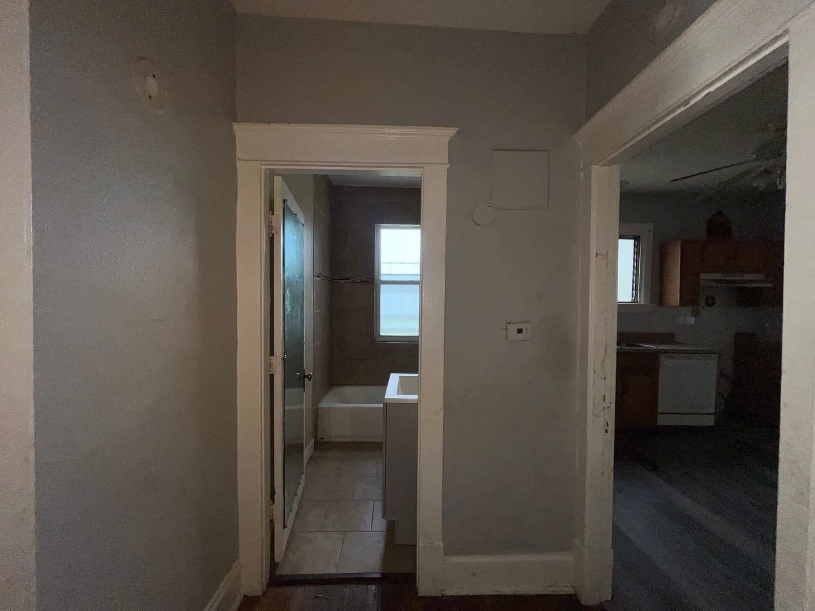 St. Louis House: 2810 Norwood Ave