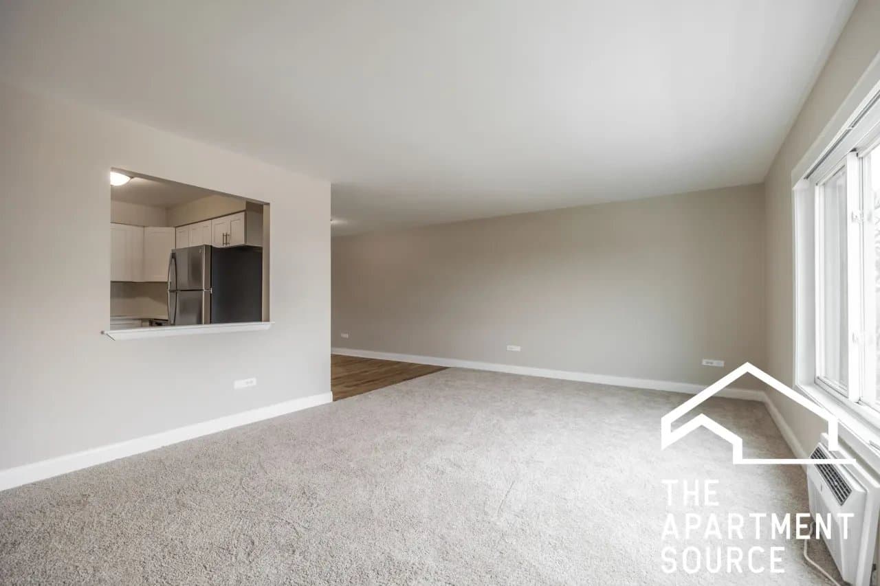 Oak Park Apartment: 110 North Kenilworth Avenue #2A Oak Park, IL 60301