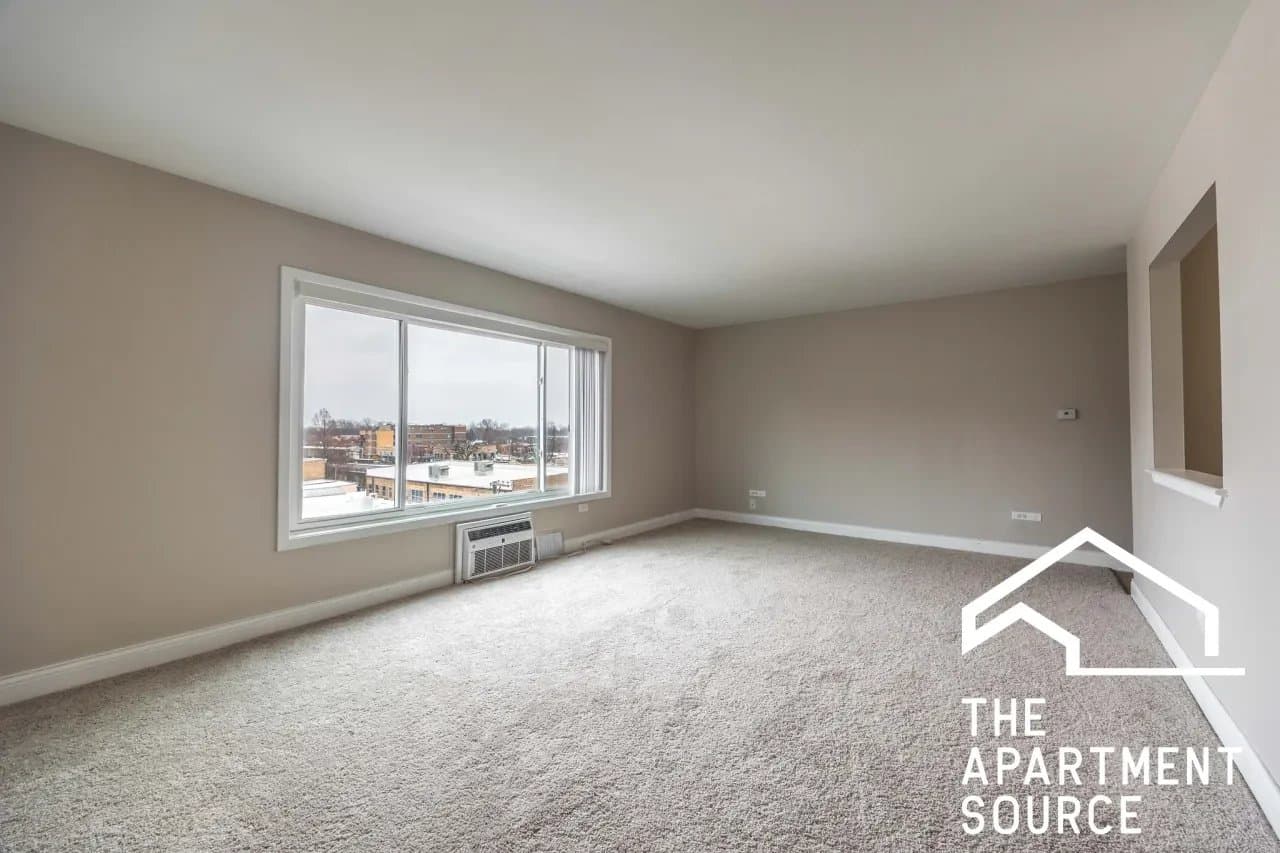 Oak Park Apartment: 110 North Kenilworth Avenue #1F Oak Park, IL 60301