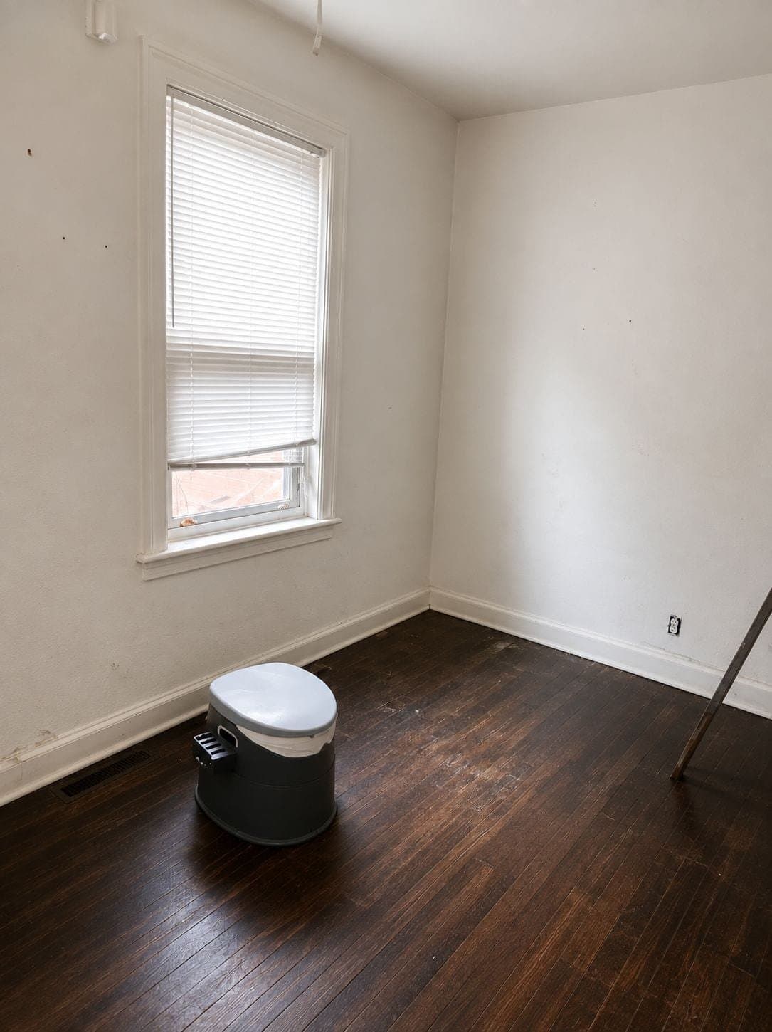 St. Louis House: 4920 San Francisco Ave
