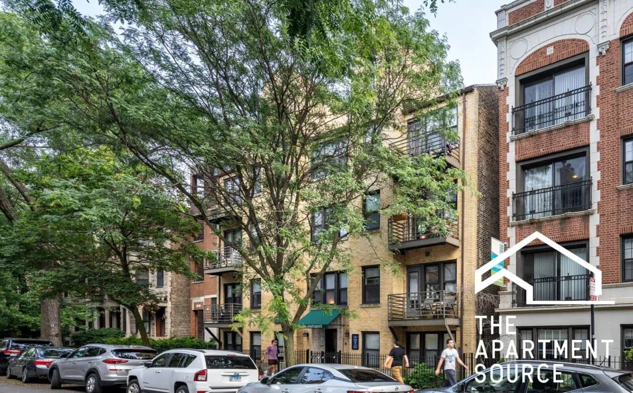 Chicago Apartment: 917 West Dakin Street #203 Chicago, IL 60613