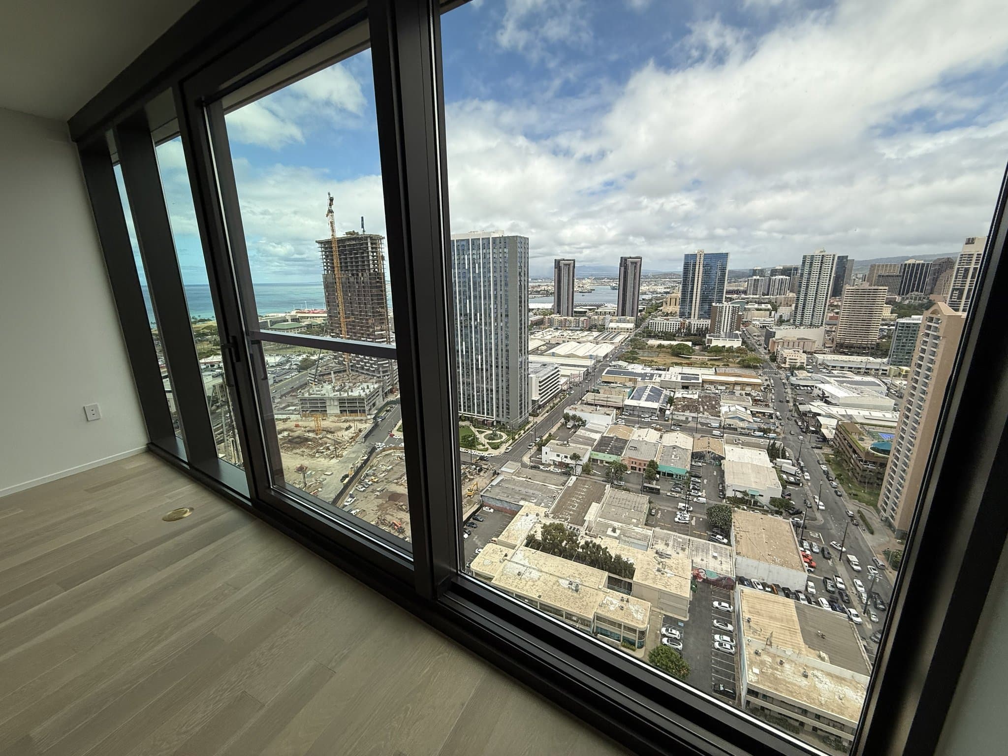 Honolulu Condo: 333 Ward Ave