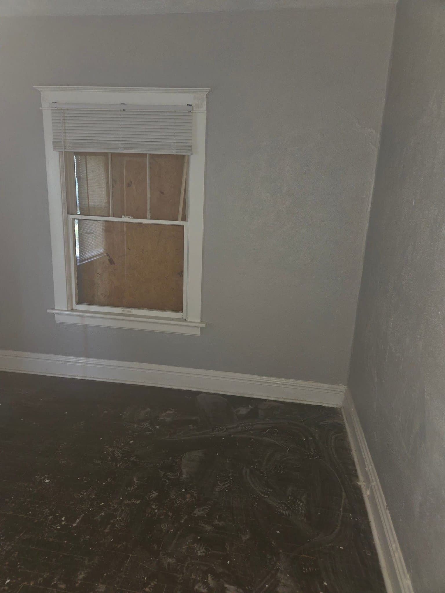 St. Louis House: 605 Fremont St