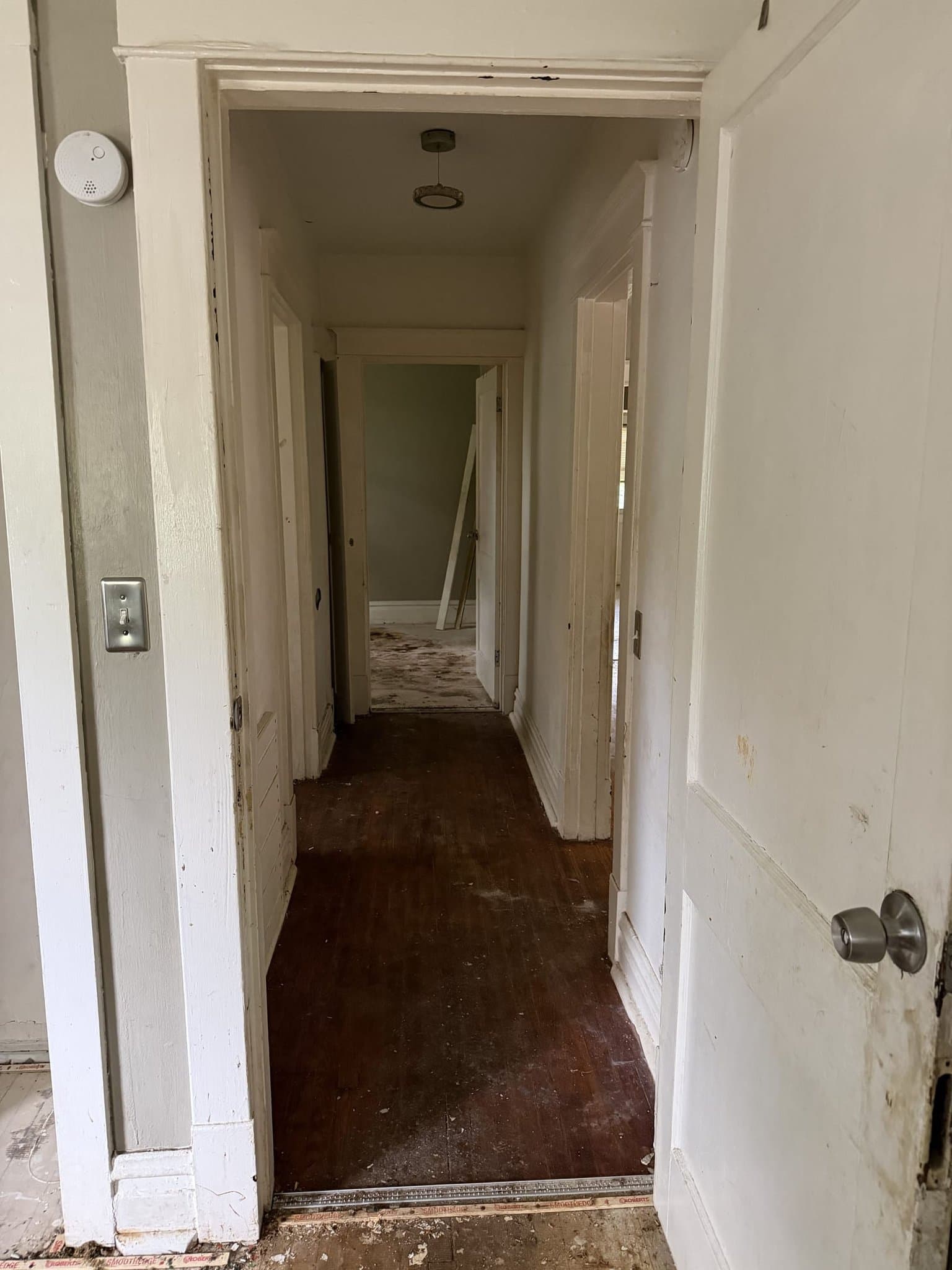 St. Louis House: 6580 Saint Louis Ave