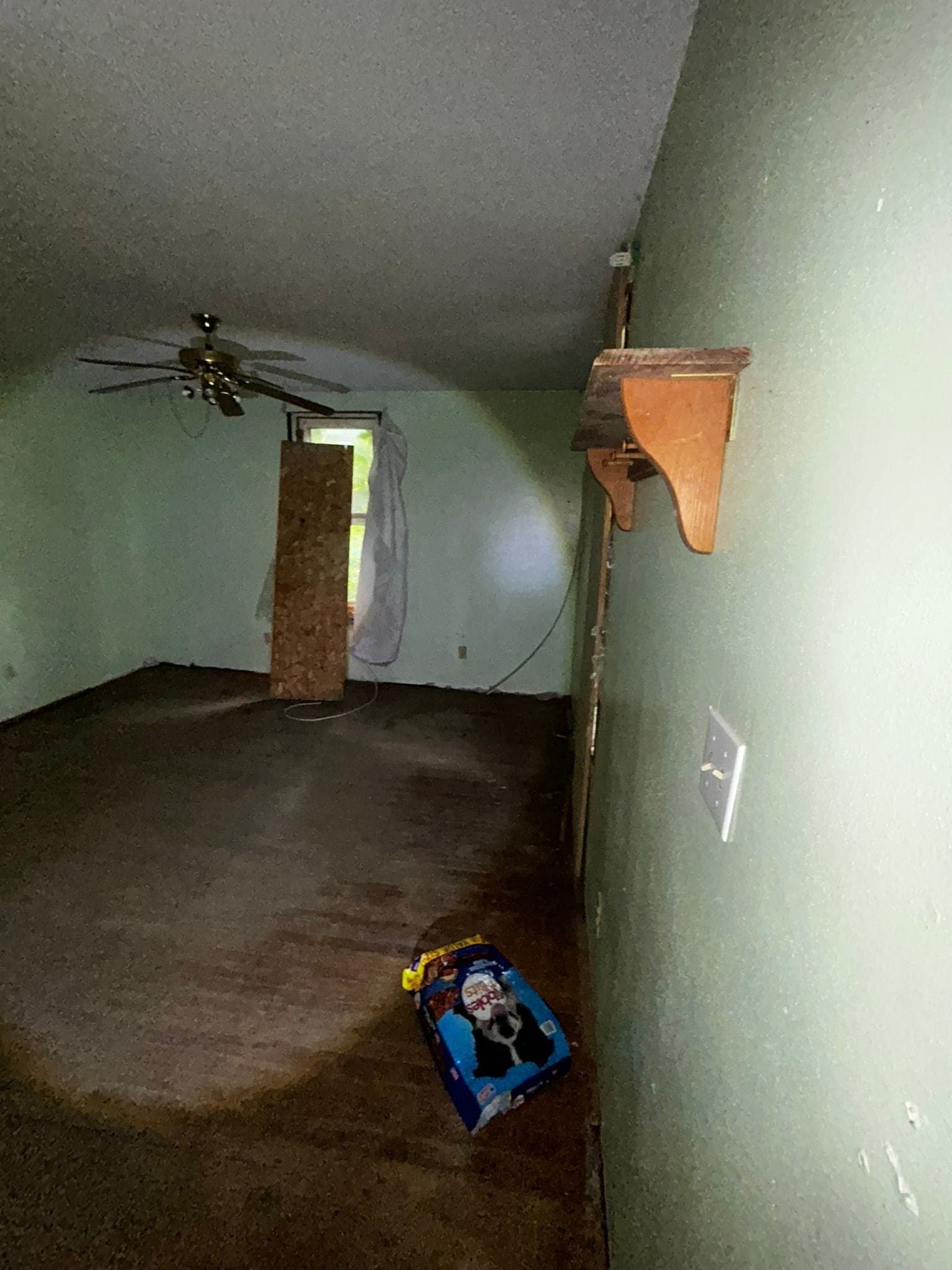 St. Louis House: 8521 Clifton Ave