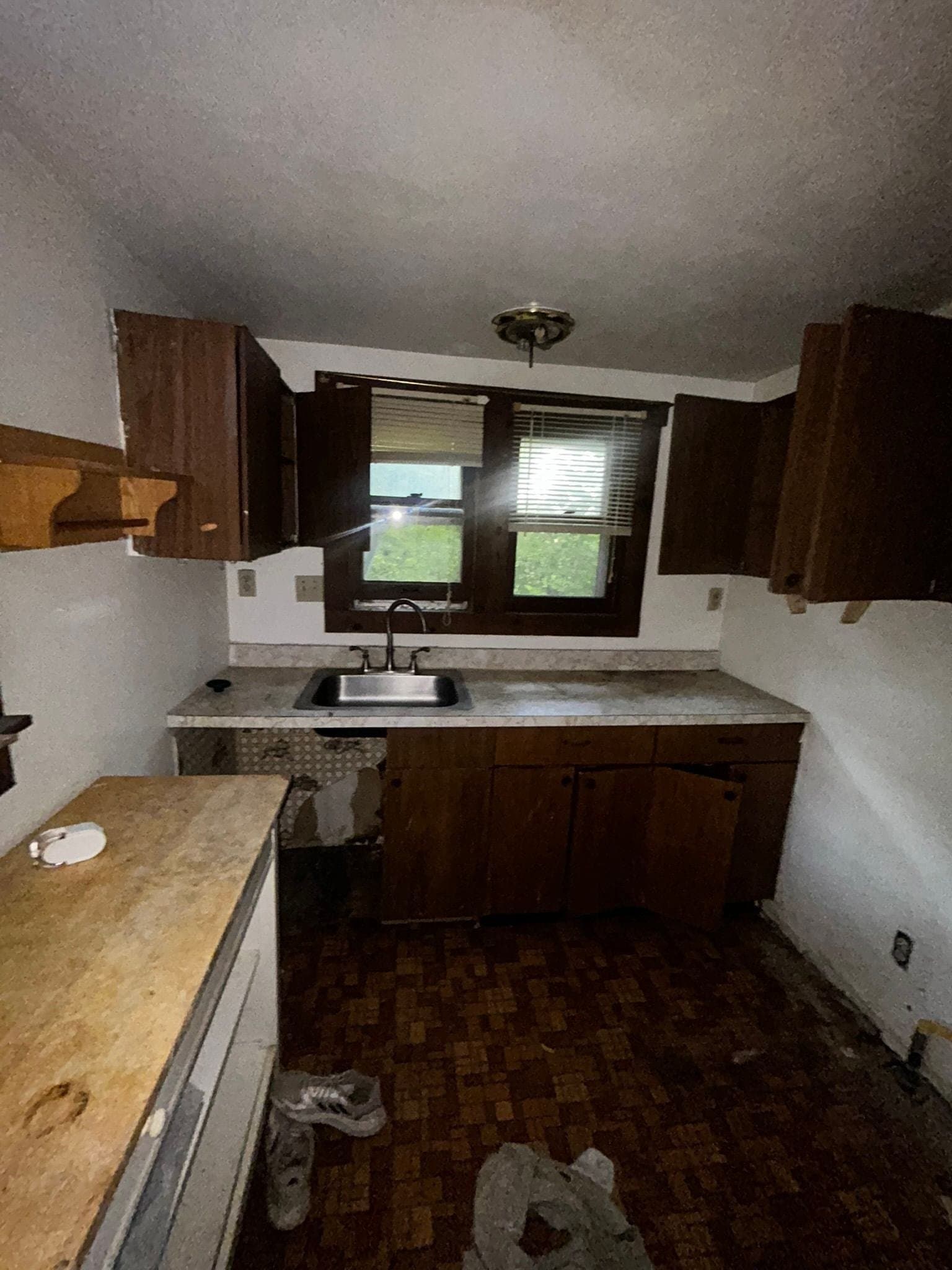 St. Louis House: 8521 Clifton Ave
