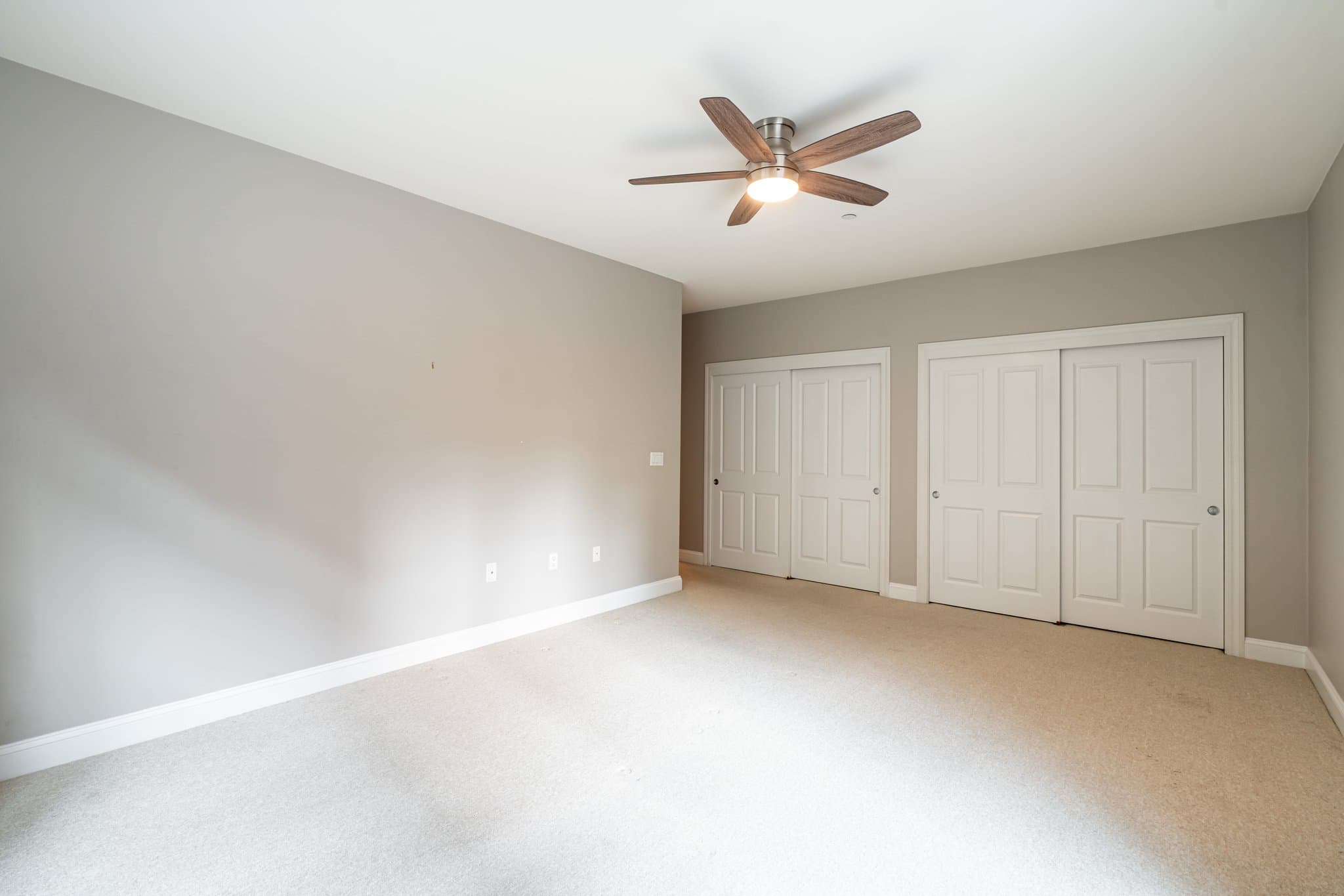 Milwaukee Condo: 1905 N Water St
