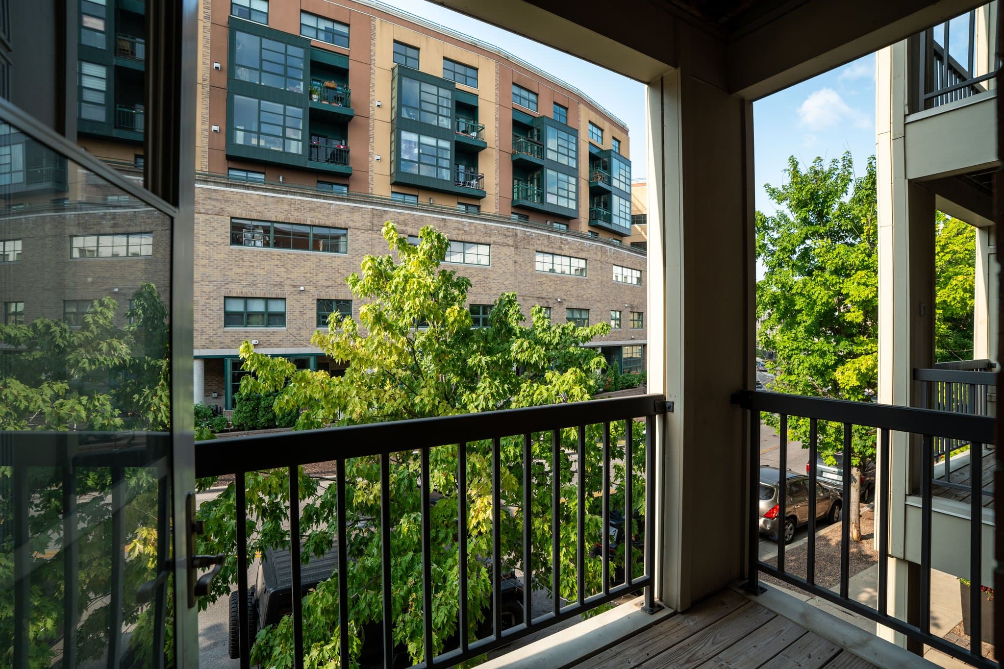 Milwaukee Condo: 1905 N Water St