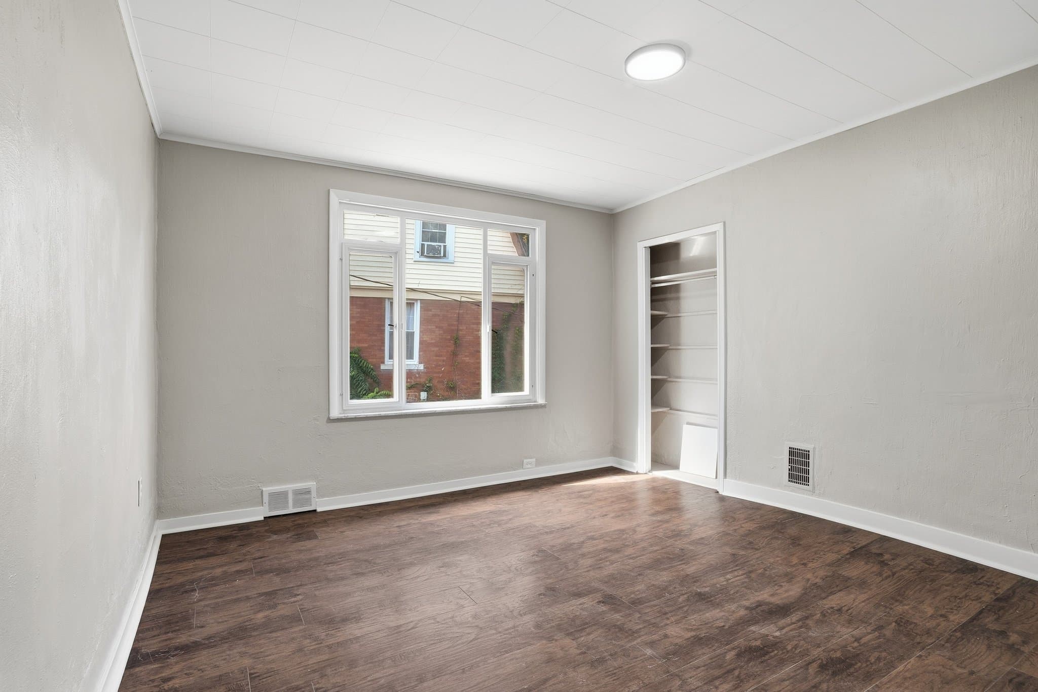 Castle Shannon House: 4000 willow Ave