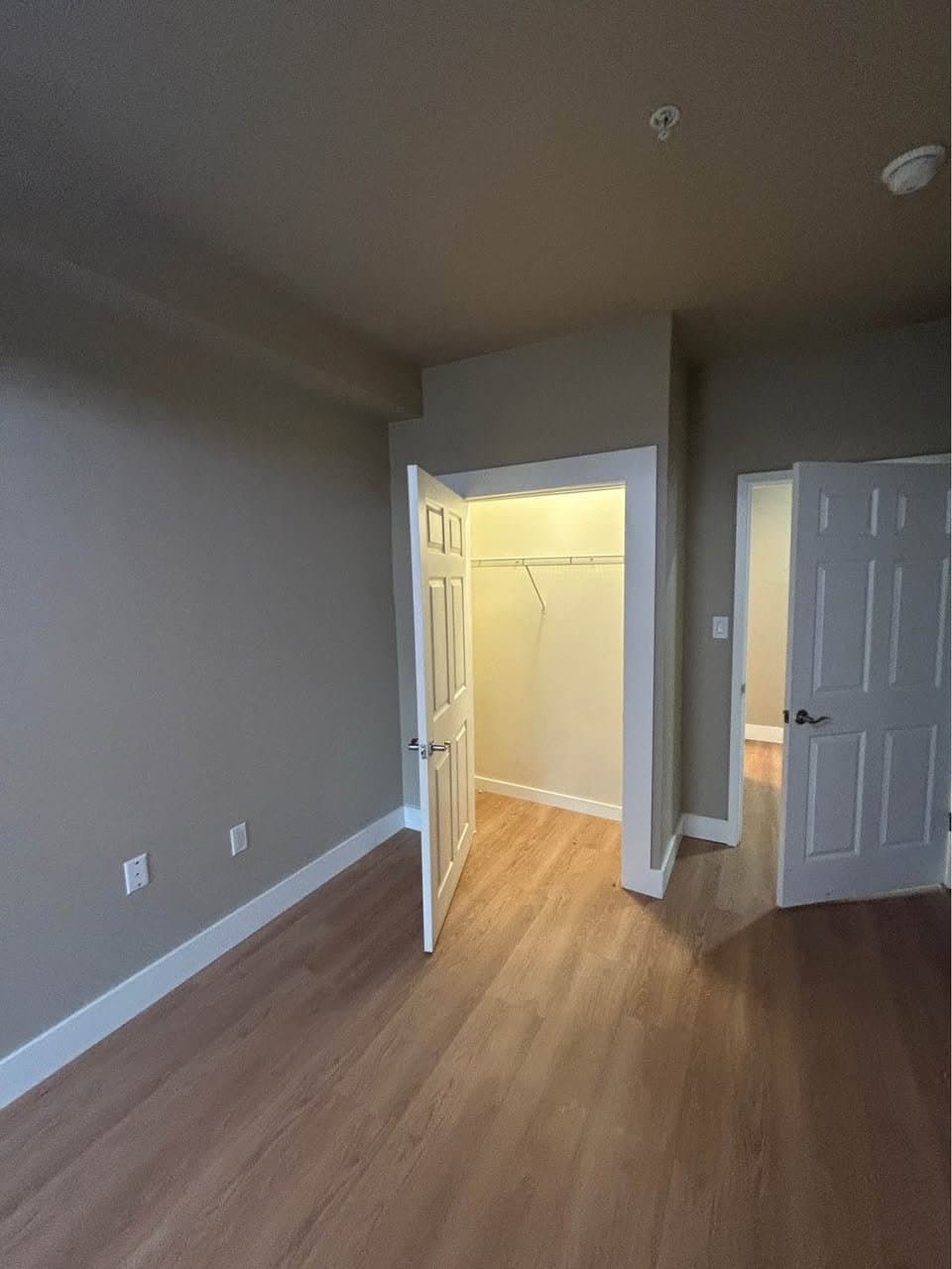 Wilmington Apartment: 2122 N Pine St