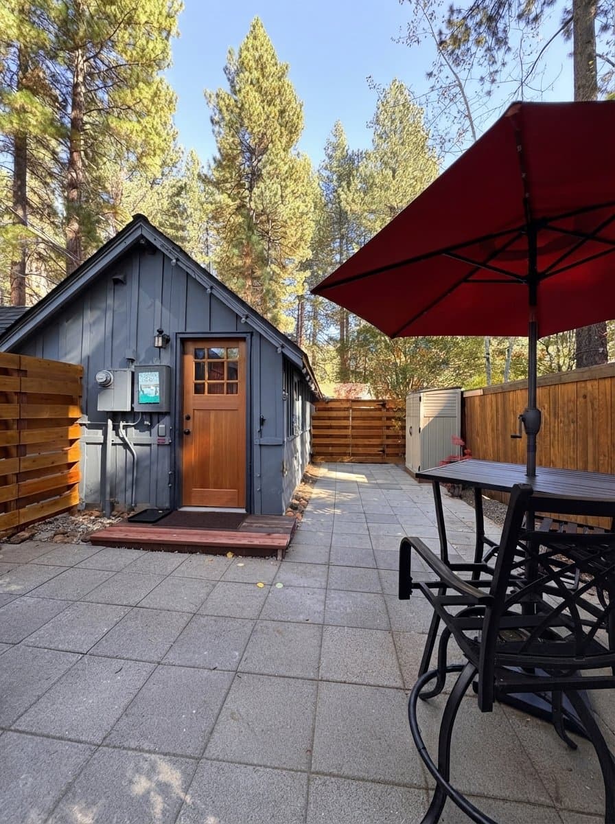 Tahoe Vista House: 451 Brassie Ave