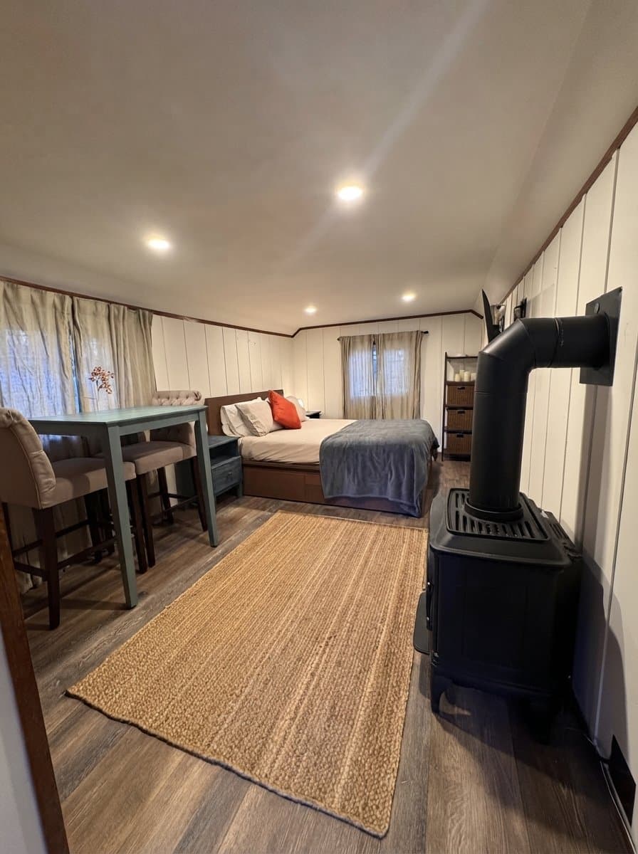 Tahoe Vista House: 451 Brassie Ave