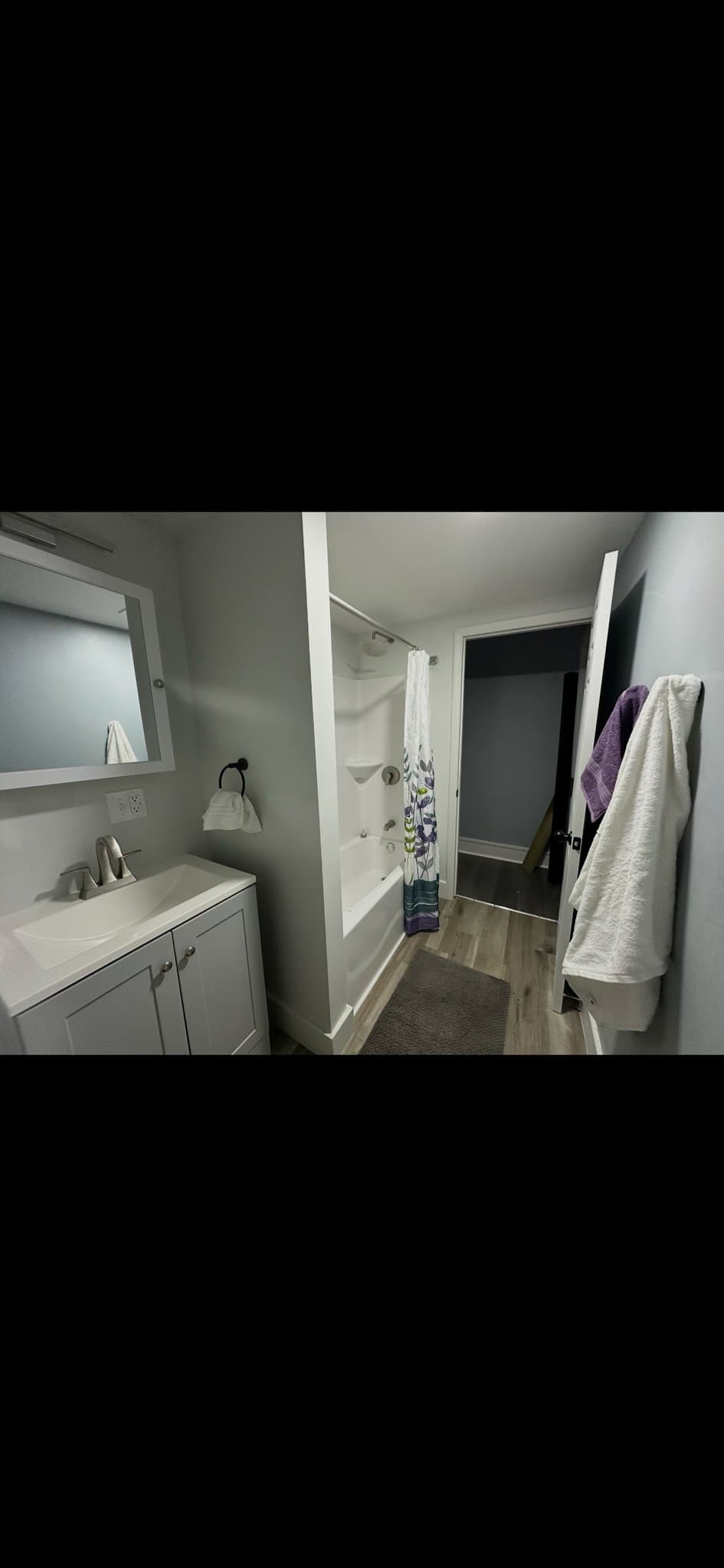 Harrisburg House: 414 1/2 Harris St