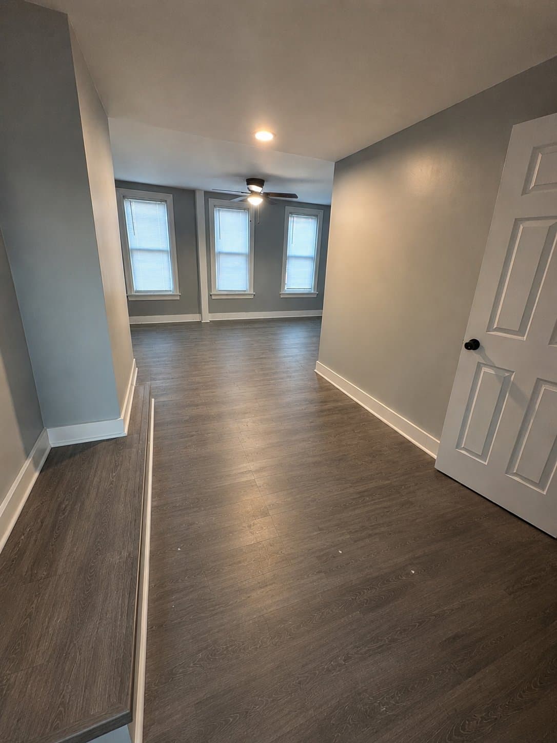 Harrisburg House: 414 1/2 Harris St