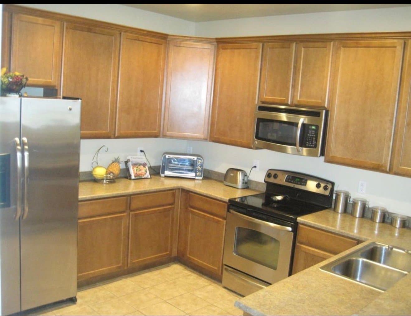 North Salt Lake Townhome: 911 W Halstead Dr