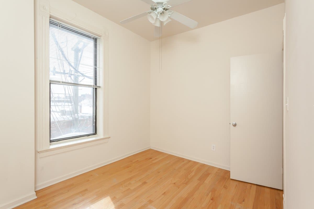 Chicago Apartment: 1726 N Orchard