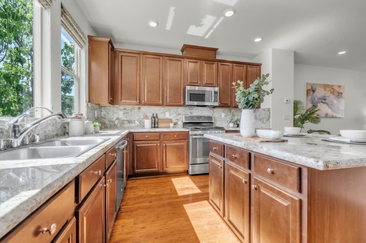 San Jose Townhome: 2757 Ferrara Cir