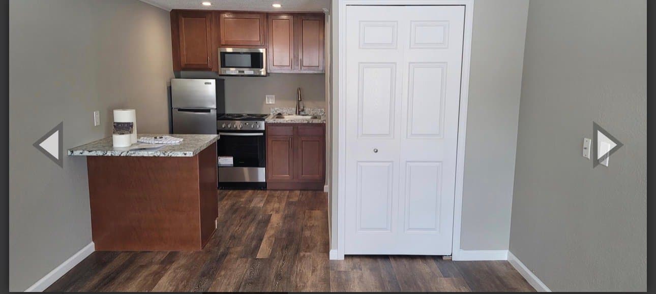 Westland Apartment: 110 Waterbury Ct