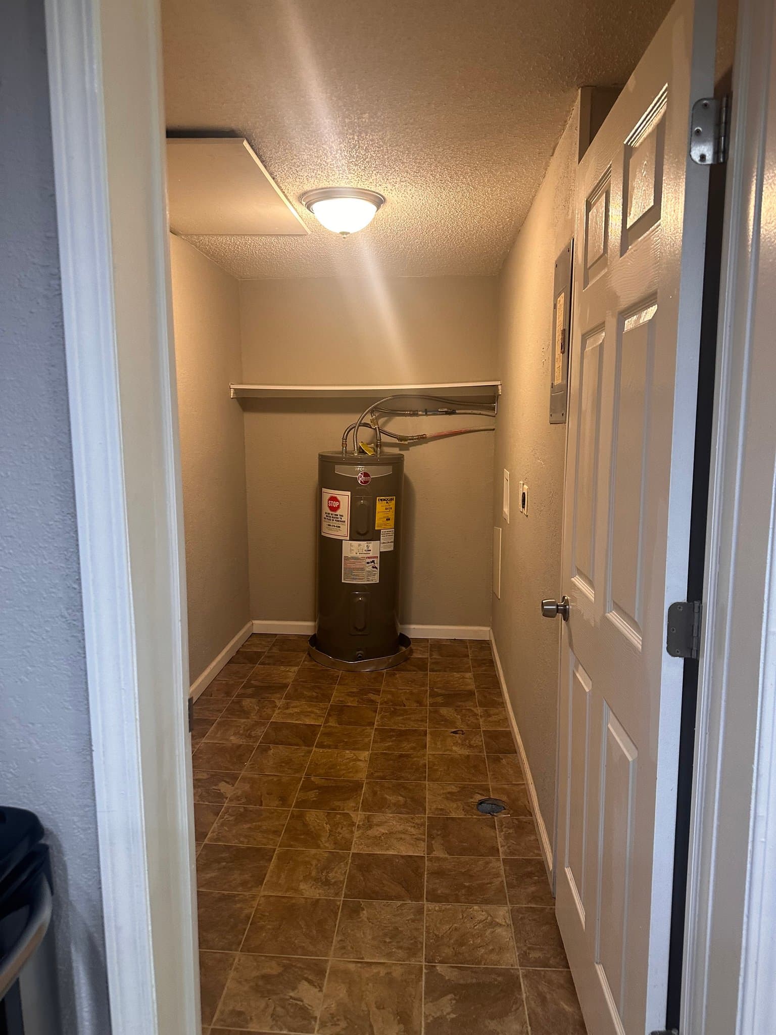 Westland Apartment: 110 Waterbury Ct