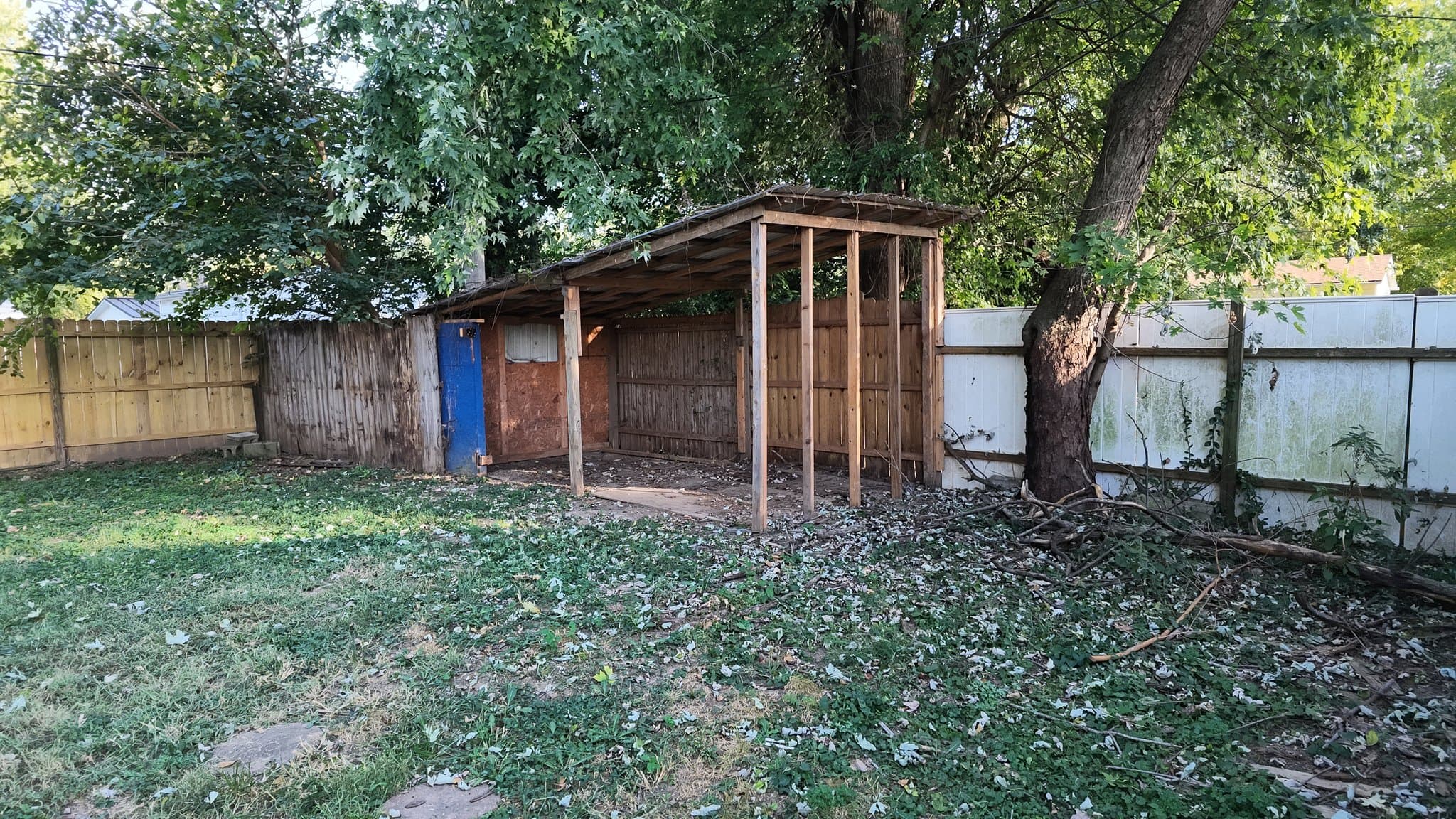 Evansville House: 2530 S Roosevelt Dr