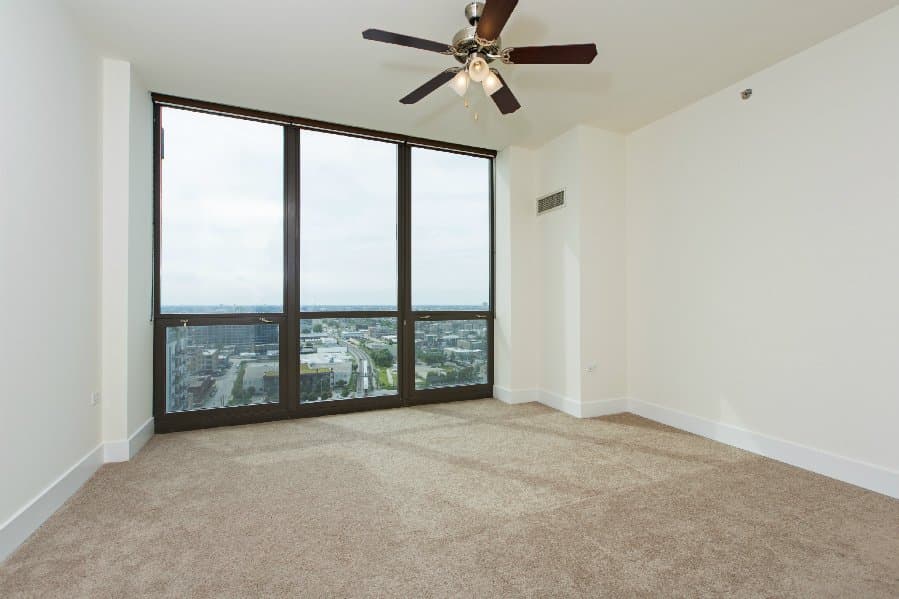 Chicago Condo: 677 W Wayman St