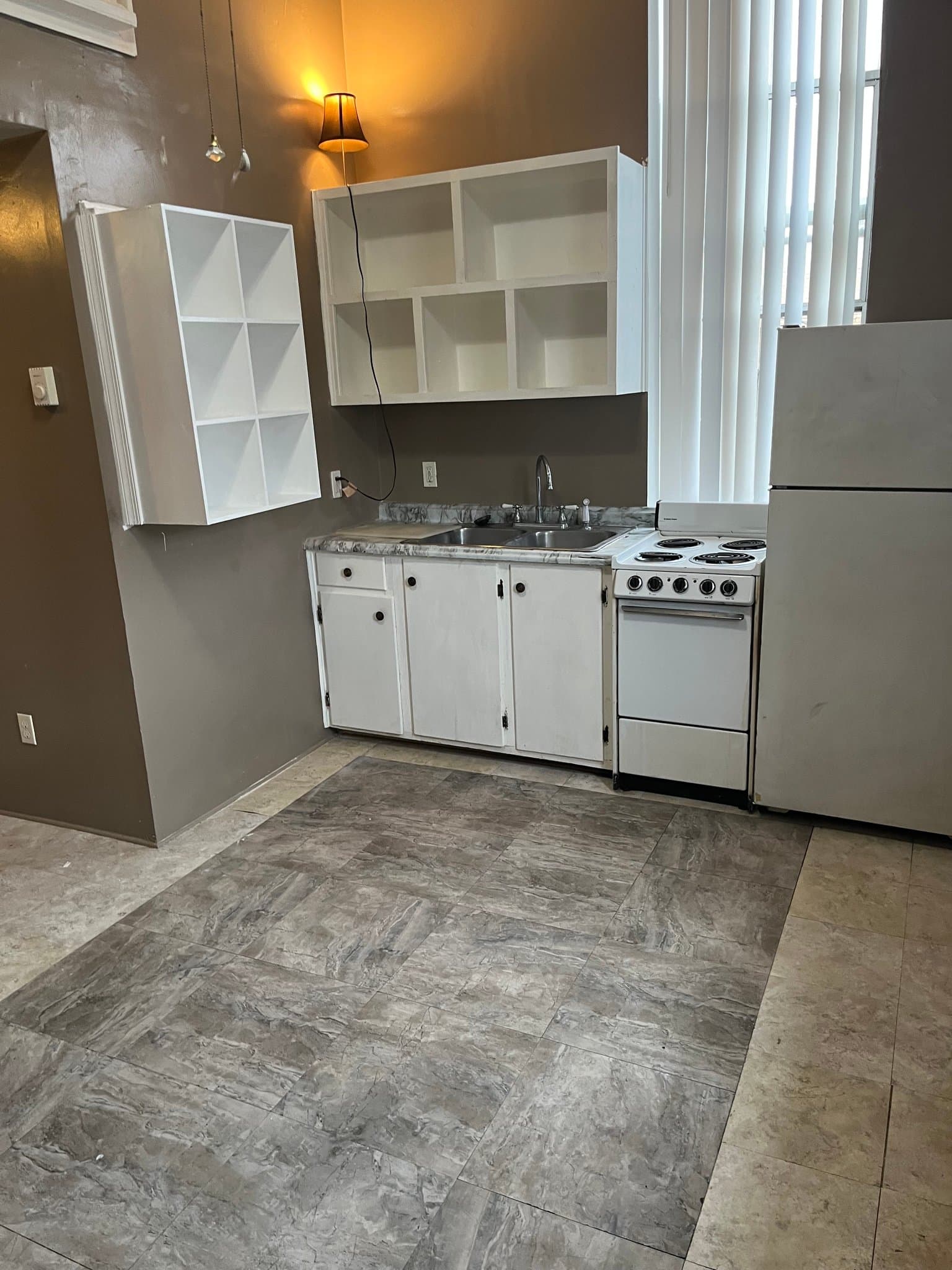 elizabeth city Single Room: 110 south road street