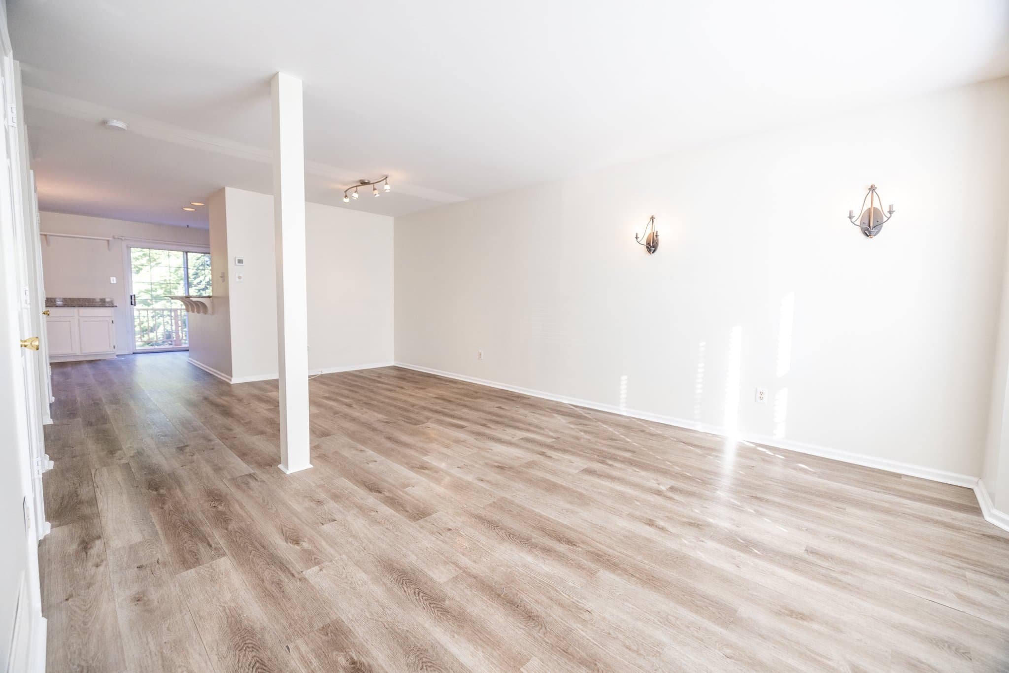 Pottstown Townhome: 1104 Coventry Pointe Ln