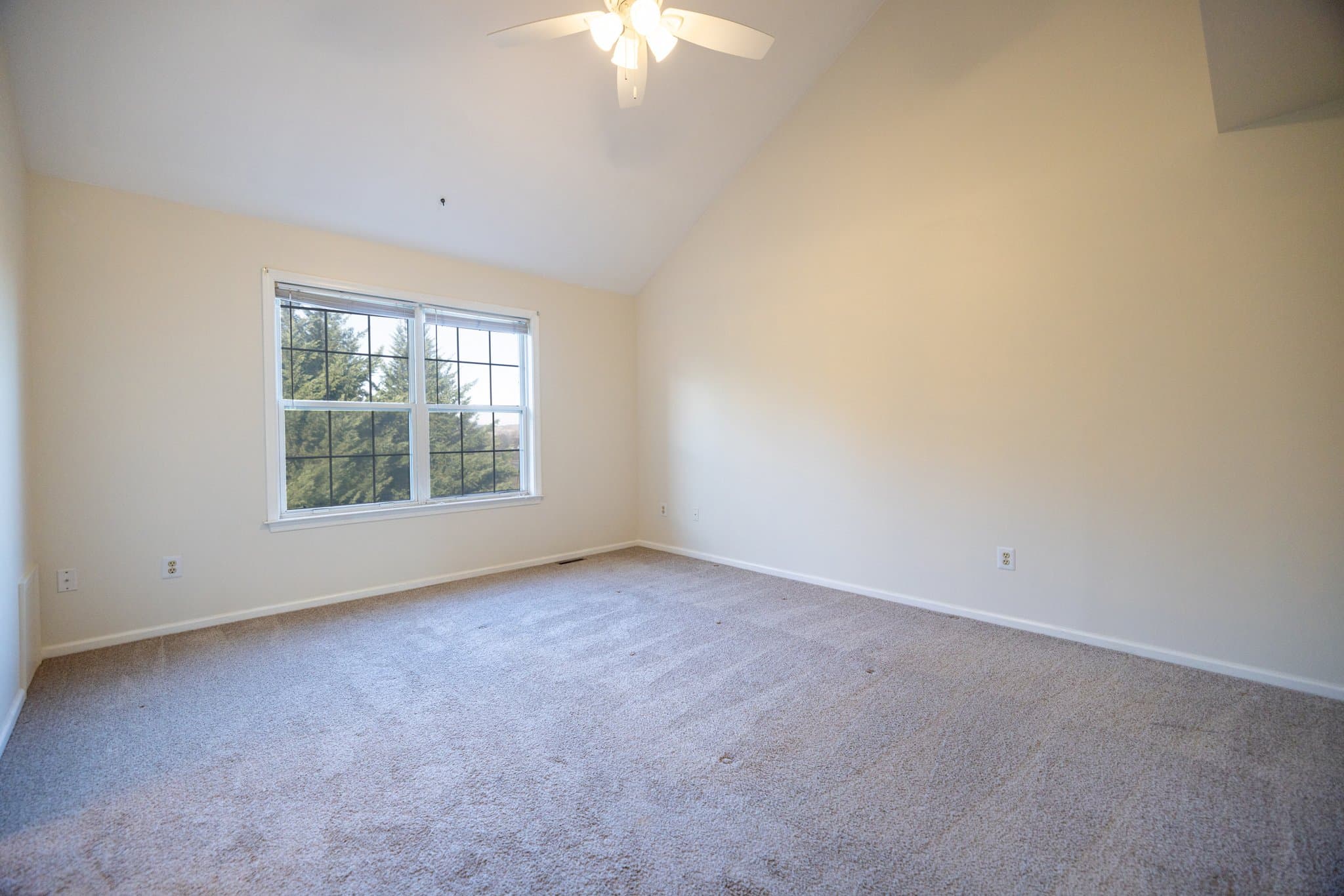 Pottstown Townhome: 1104 Coventry Pointe Ln