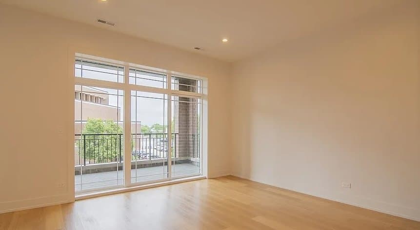 Chicago Apartment: 2046 W Washington Blvd