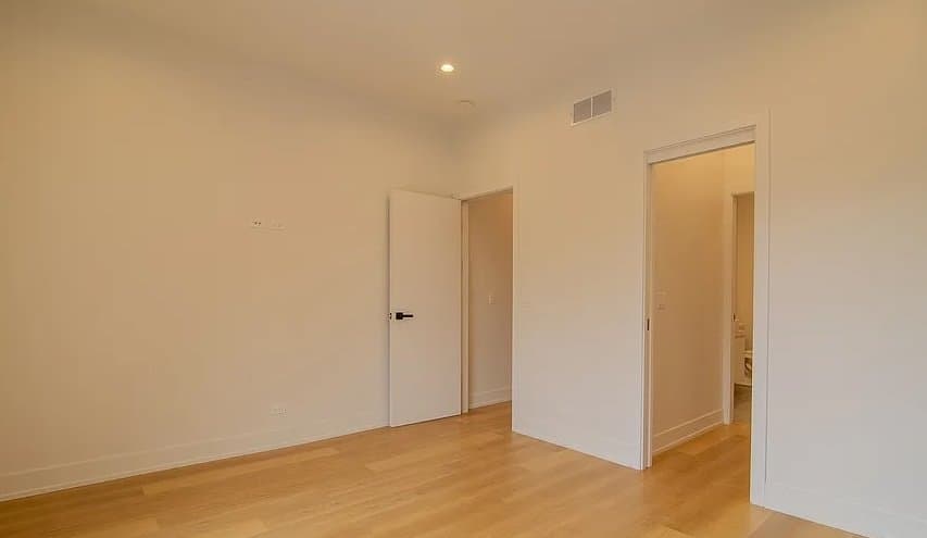 Chicago Apartment: 2046 W Washington Blvd