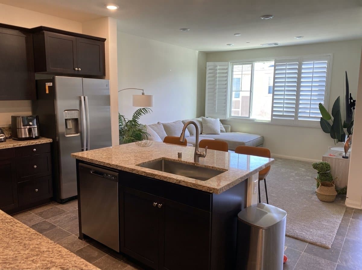 Fontana Condo: 16621 Wyndham Ln