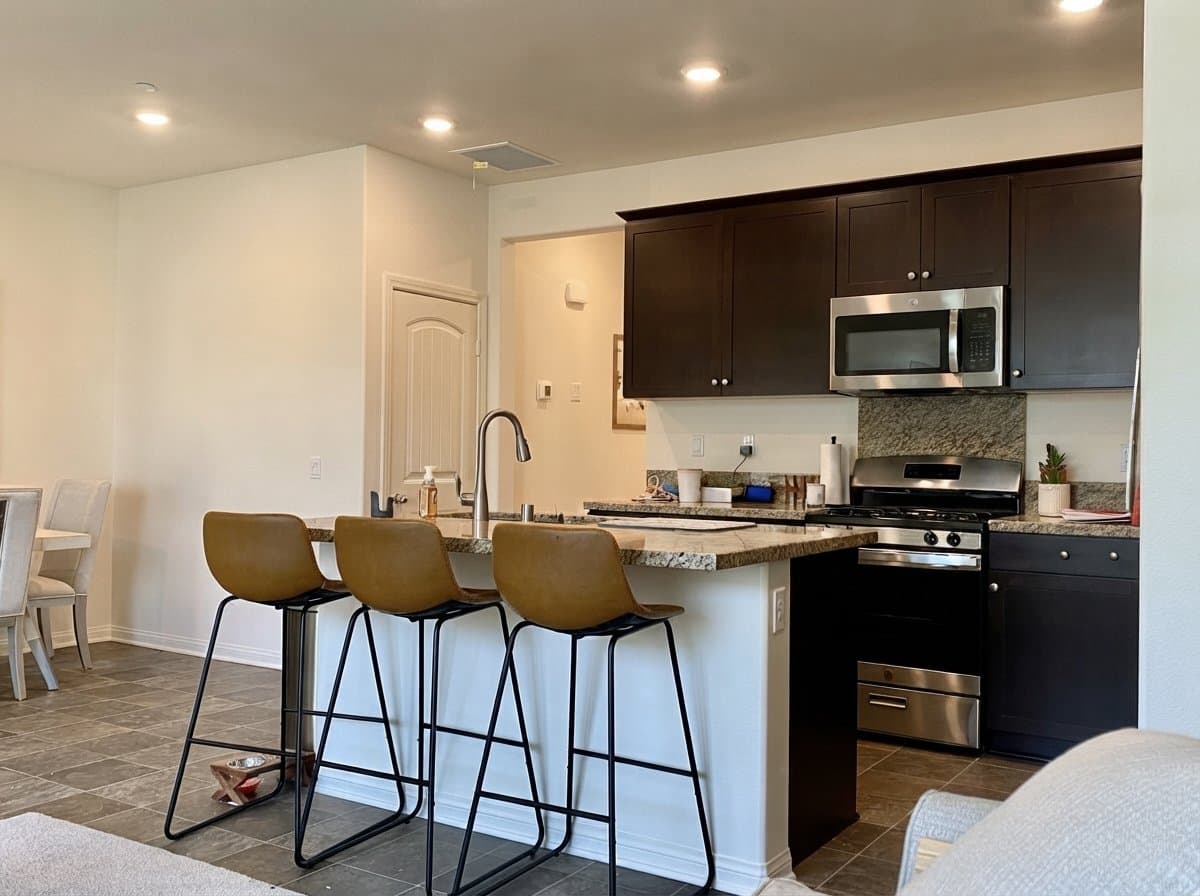 Fontana Condo: 16621 Wyndham Ln